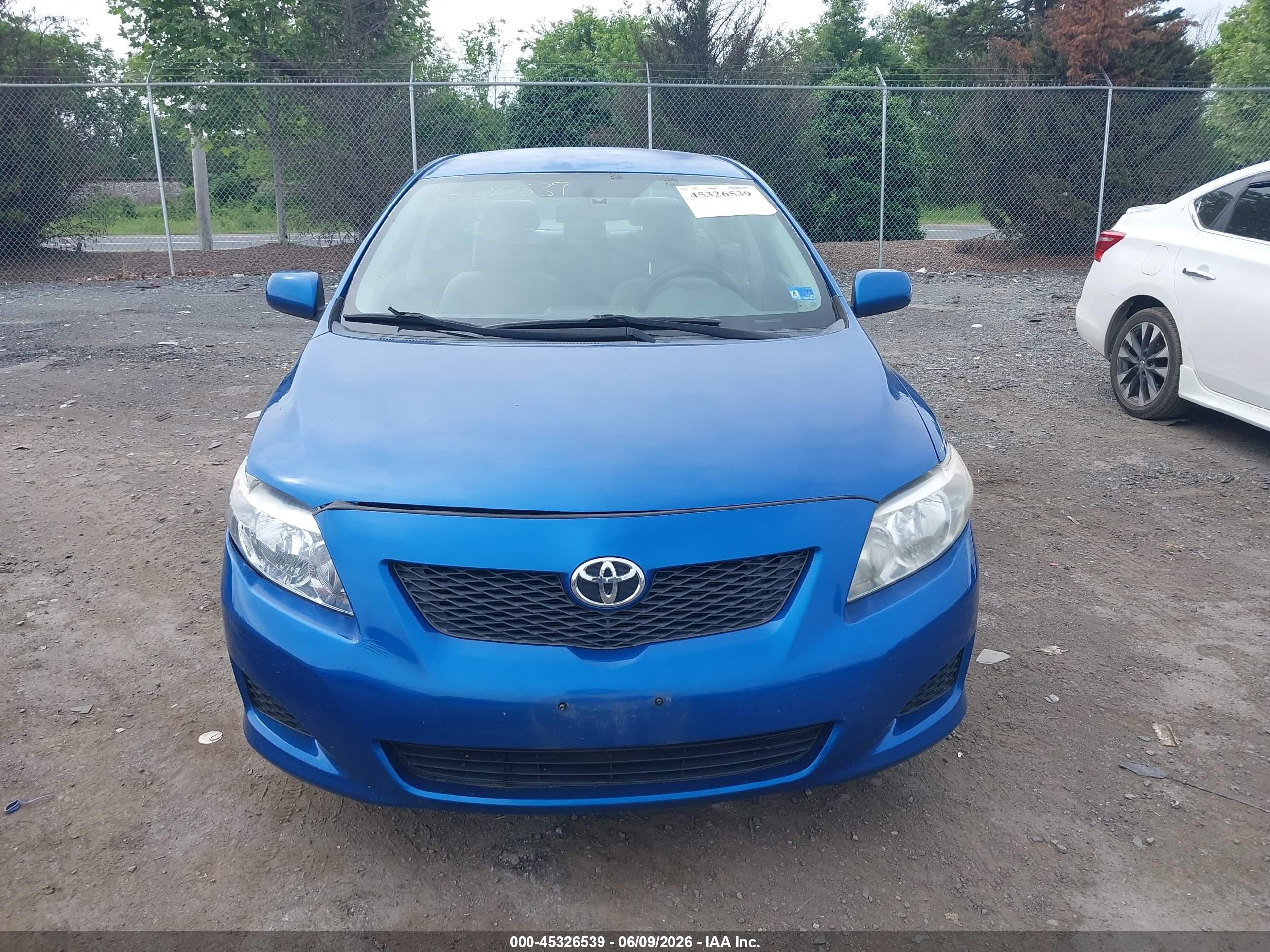 2010 Toyota Corolla Le Blue vin: 2T1BU4EE2AC232437