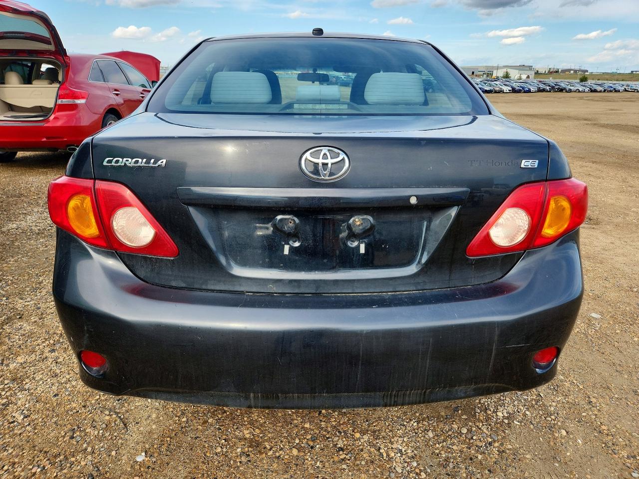 2010 Toyota Corolla Base Черный vin: 2T1BU4EE2AC255202