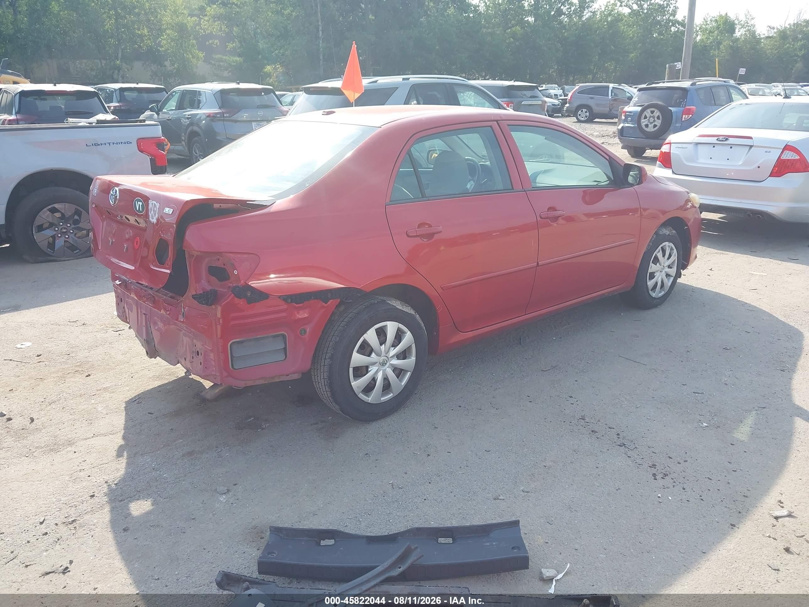 2010 Toyota Corolla Le Red vin: 2T1BU4EE2AC260707