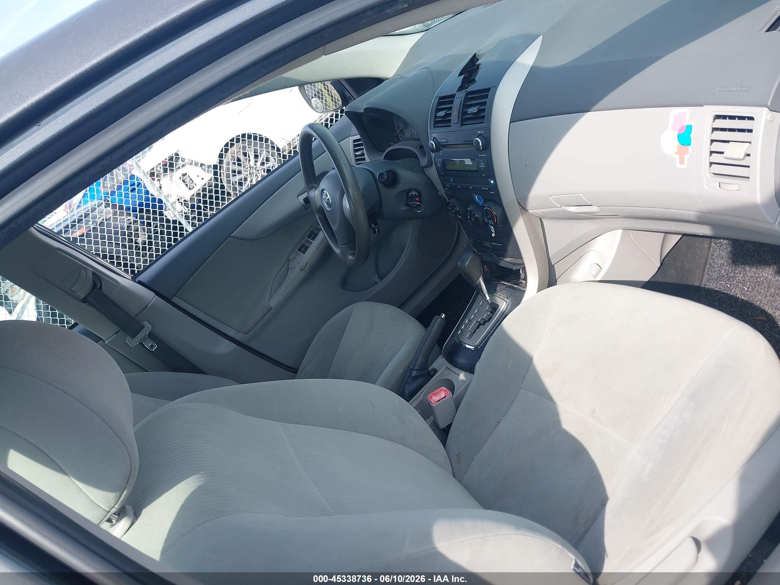 2010 Toyota Corolla Le Синий vin: 2T1BU4EE2AC295506