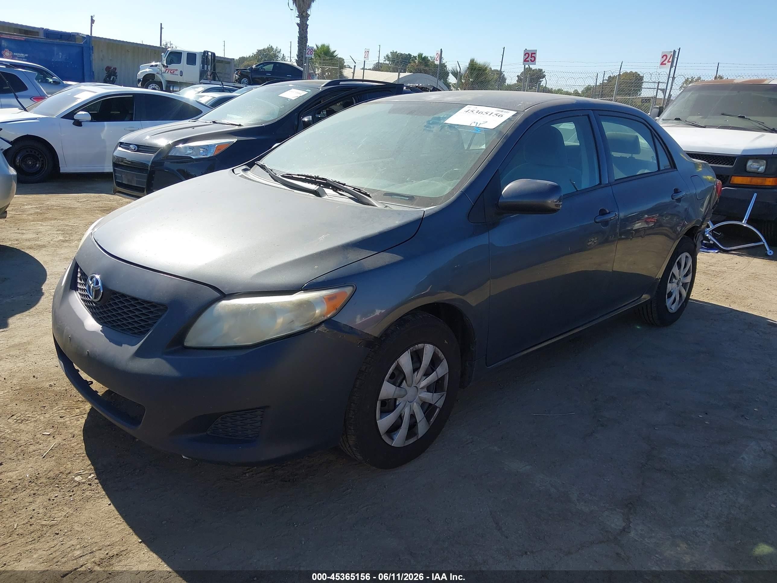 2010 Toyota Corolla Le Gray vin: 2T1BU4EE2AC298356