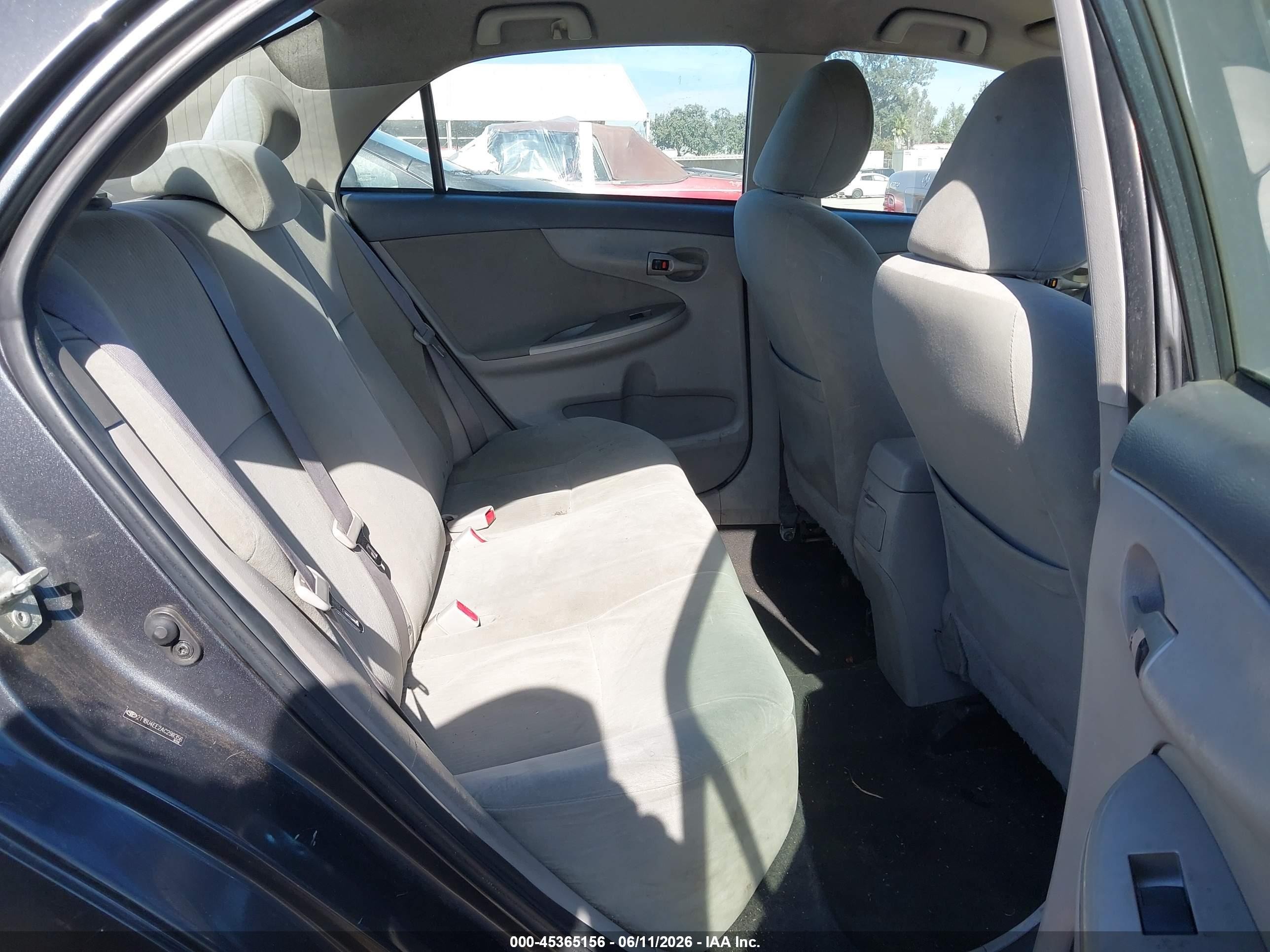 2010 Toyota Corolla Le Gray vin: 2T1BU4EE2AC298356