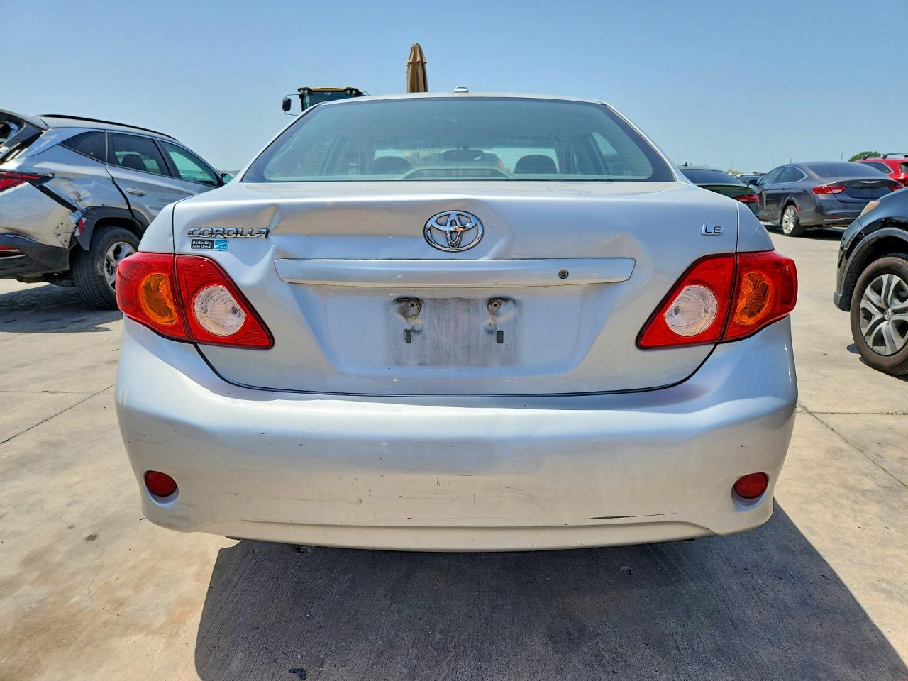 2010 Toyota Corolla Le Silver vin: 2T1BU4EE2AC299619