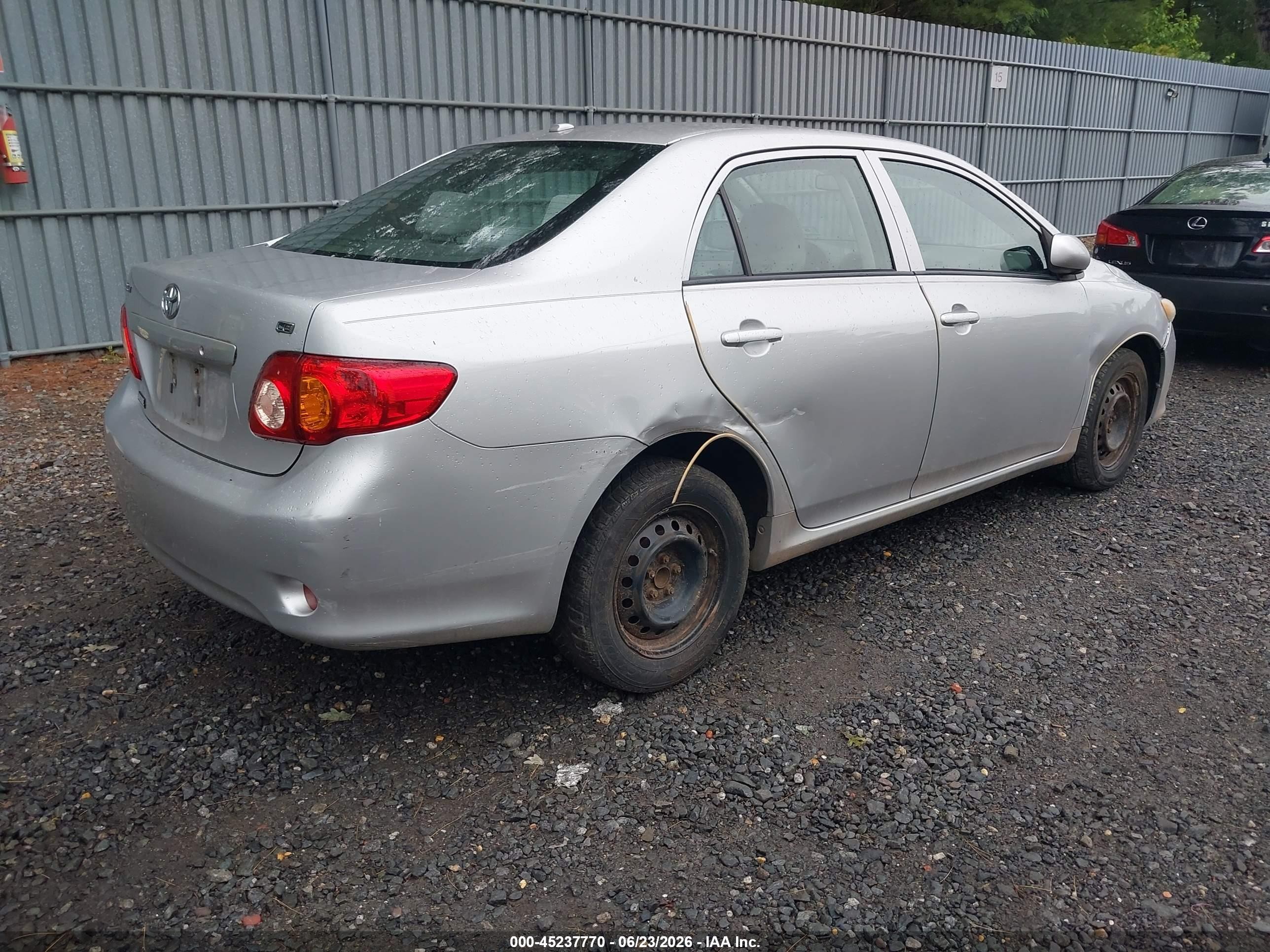 2010 Toyota Corolla Le Серебряный vin: 2T1BU4EE2AC302602