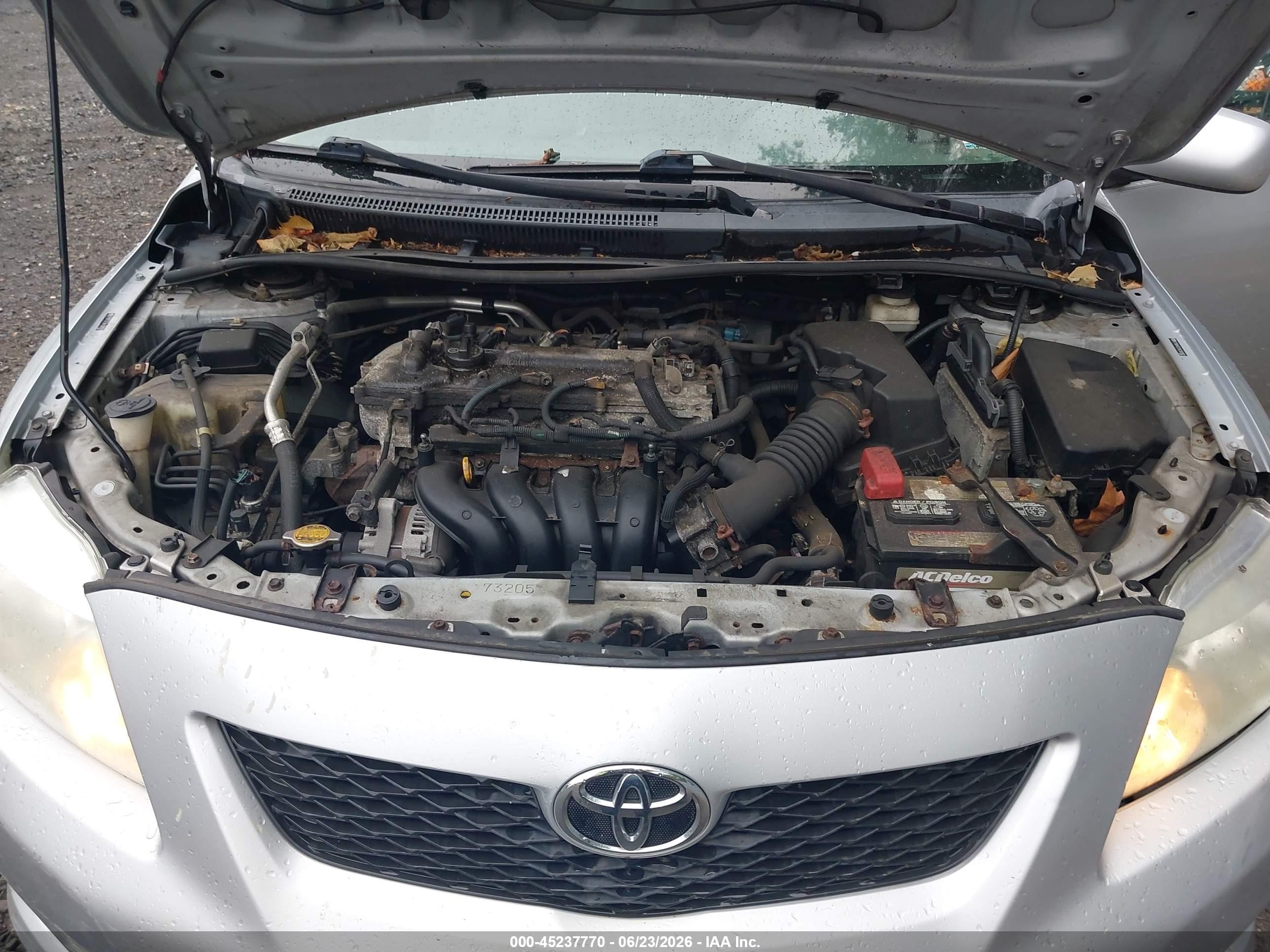 2010 Toyota Corolla Le Серебряный vin: 2T1BU4EE2AC302602