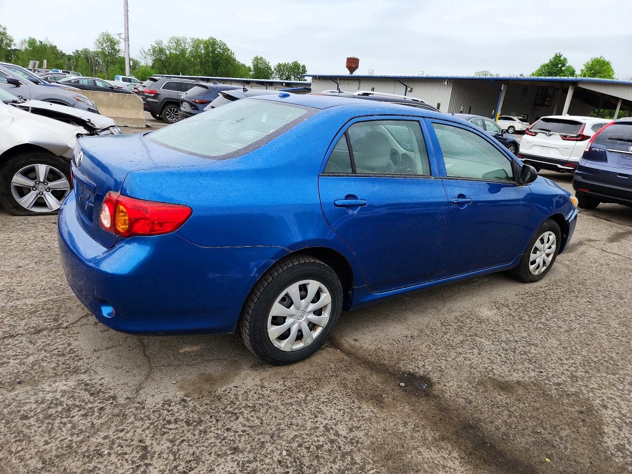 2010 Toyota Corolla Base White vin: 2T1BU4EE2AC312918