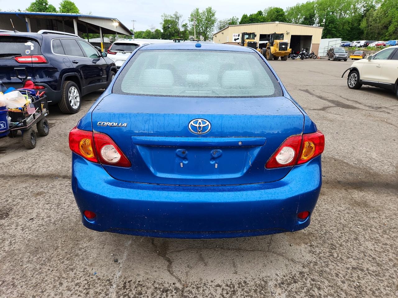 2010 Toyota Corolla Base White vin: 2T1BU4EE2AC312918