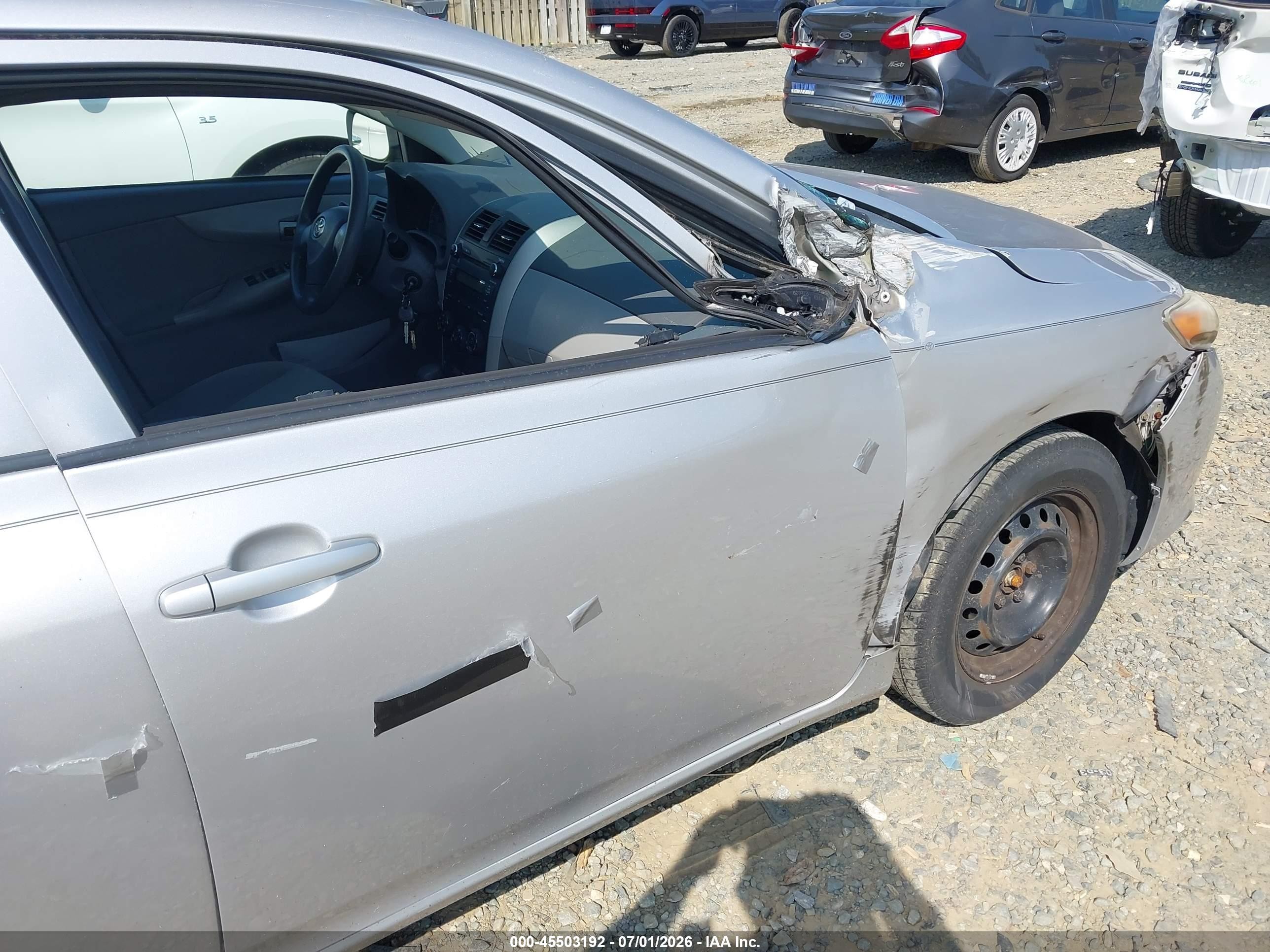 2010 Toyota Corolla Le Silver vin: 2T1BU4EE2AC313373