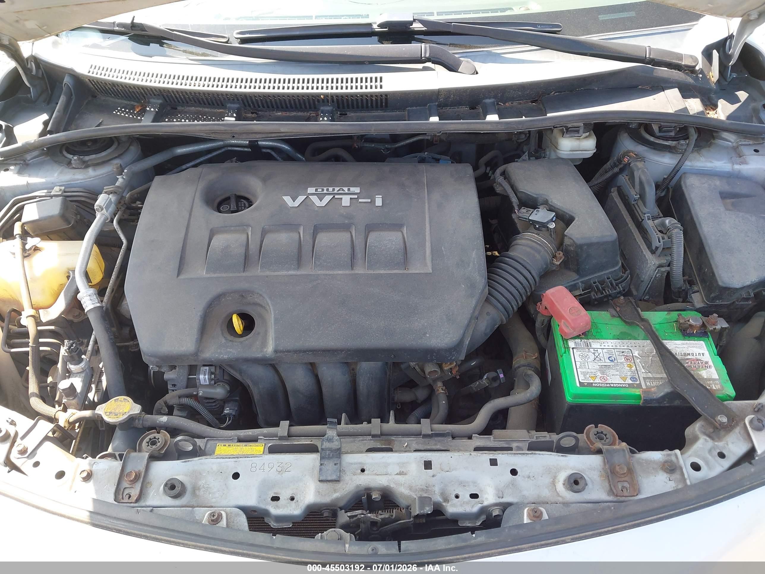 2010 Toyota Corolla Le Silver vin: 2T1BU4EE2AC313373