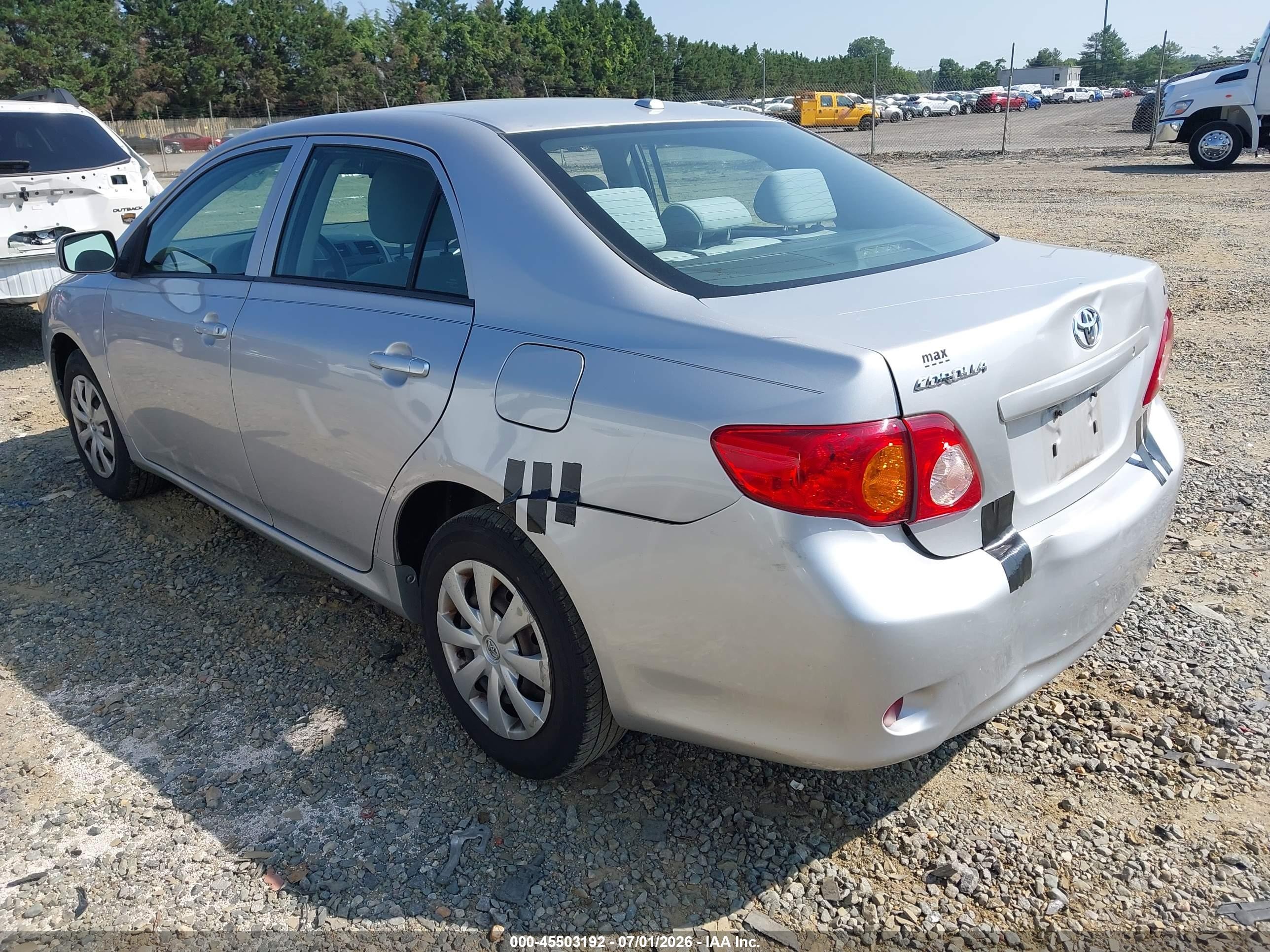2010 Toyota Corolla Le Silver vin: 2T1BU4EE2AC313373