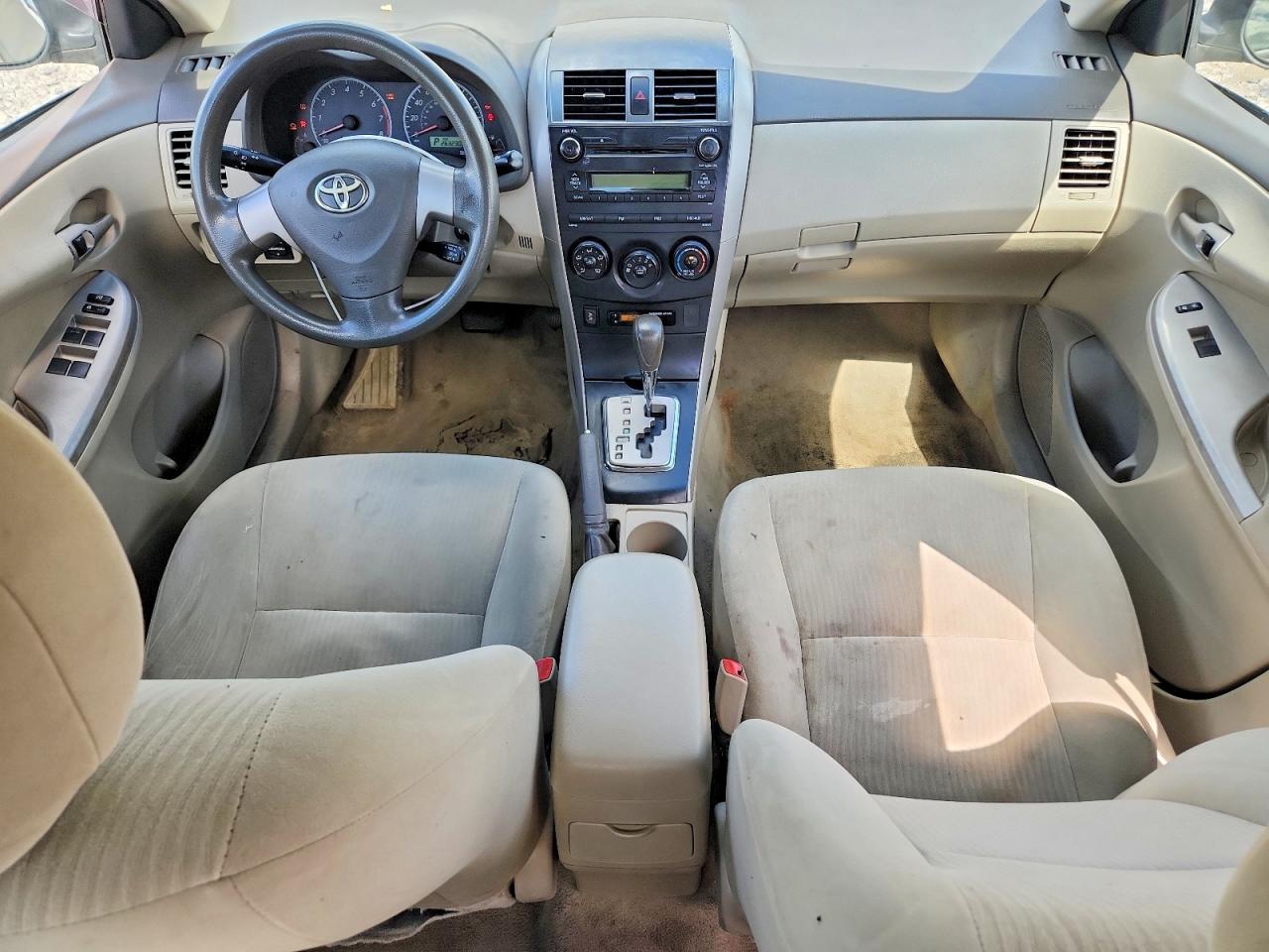 2010 Toyota Corolla Le Tan vin: 2T1BU4EE2AC322655