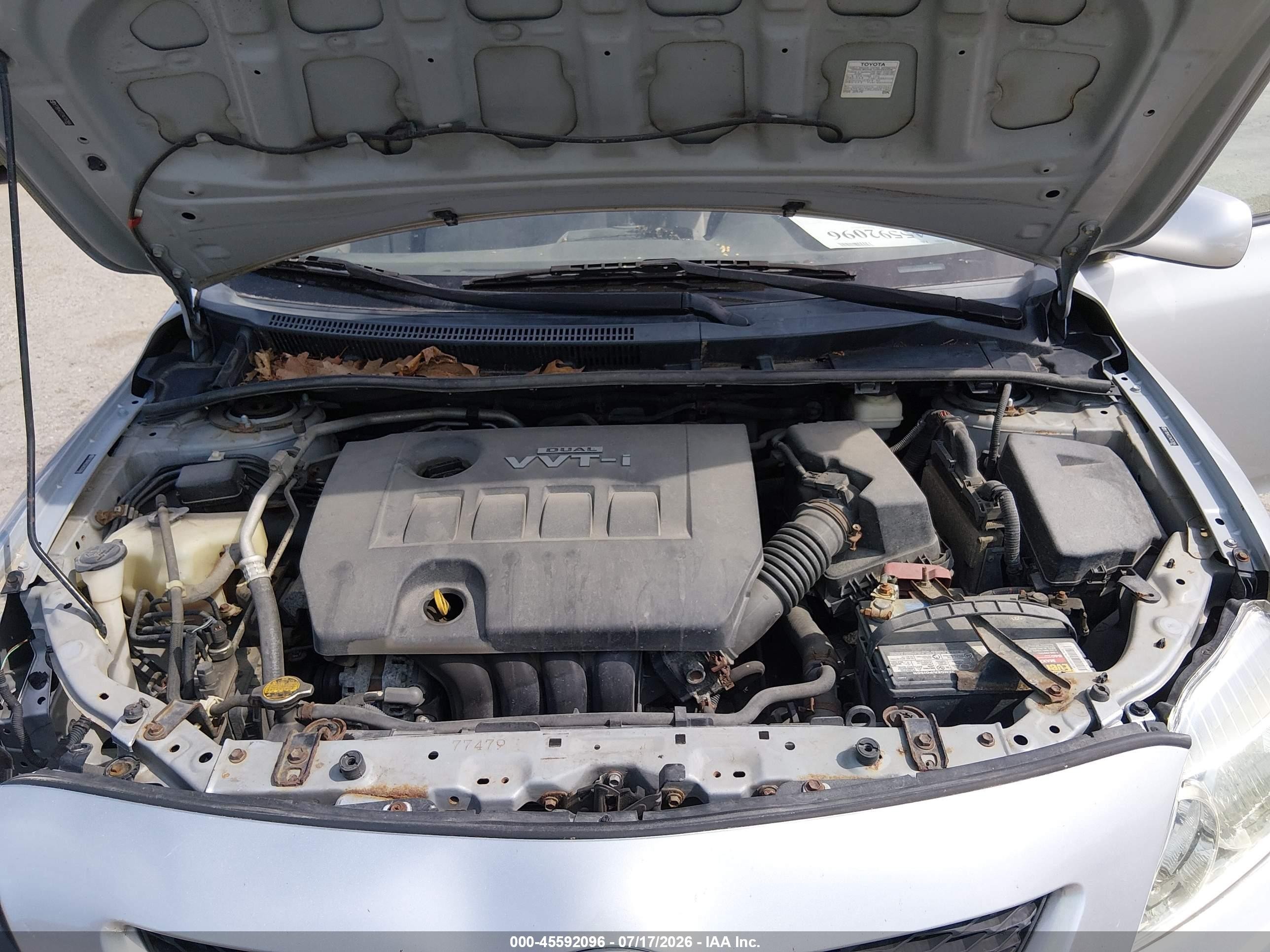 2010 Toyota Corolla Le Silver vin: 2T1BU4EE2AC352884