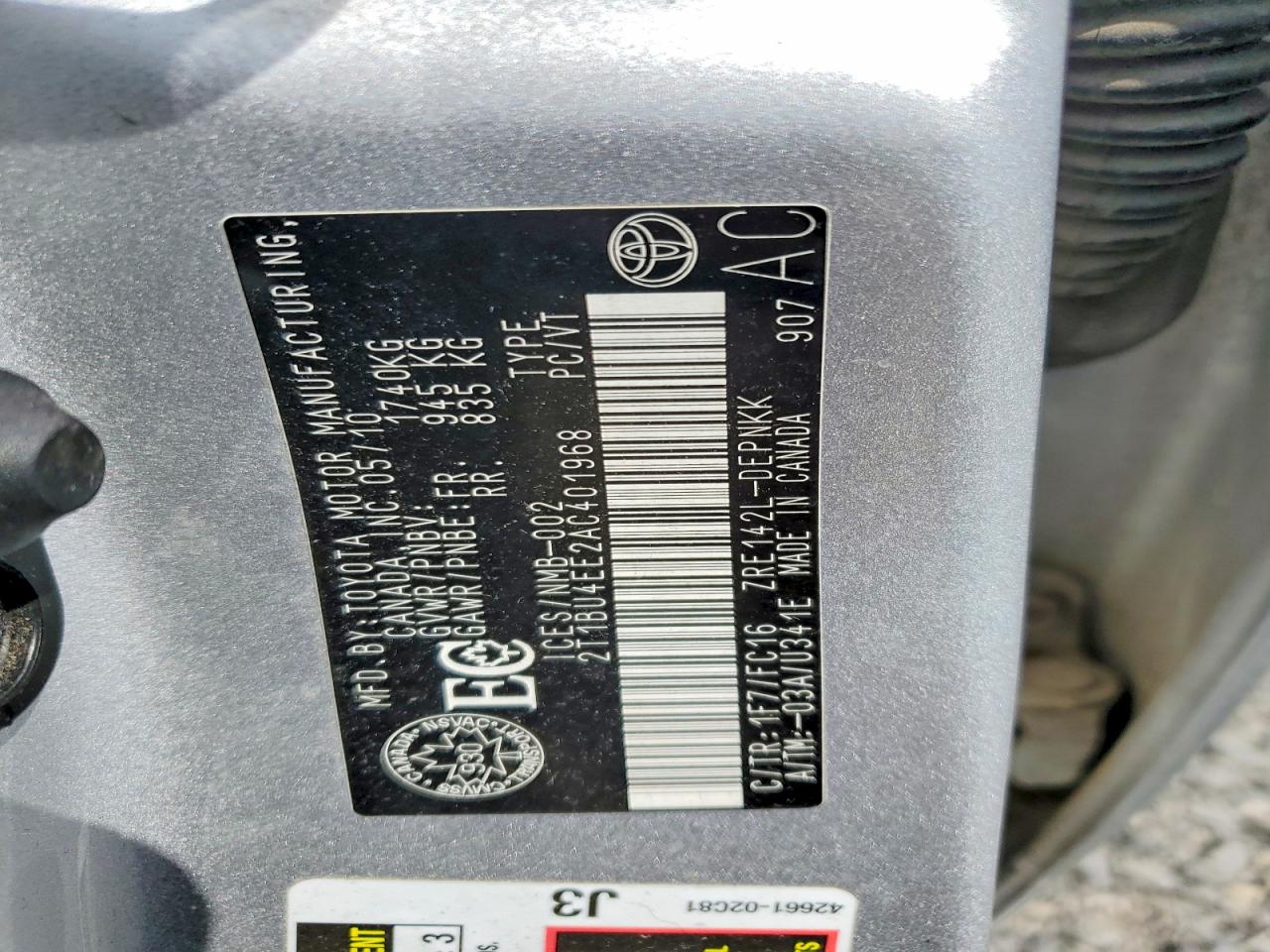 2010 Toyota Corolla Base Silver vin: 2T1BU4EE2AC401968