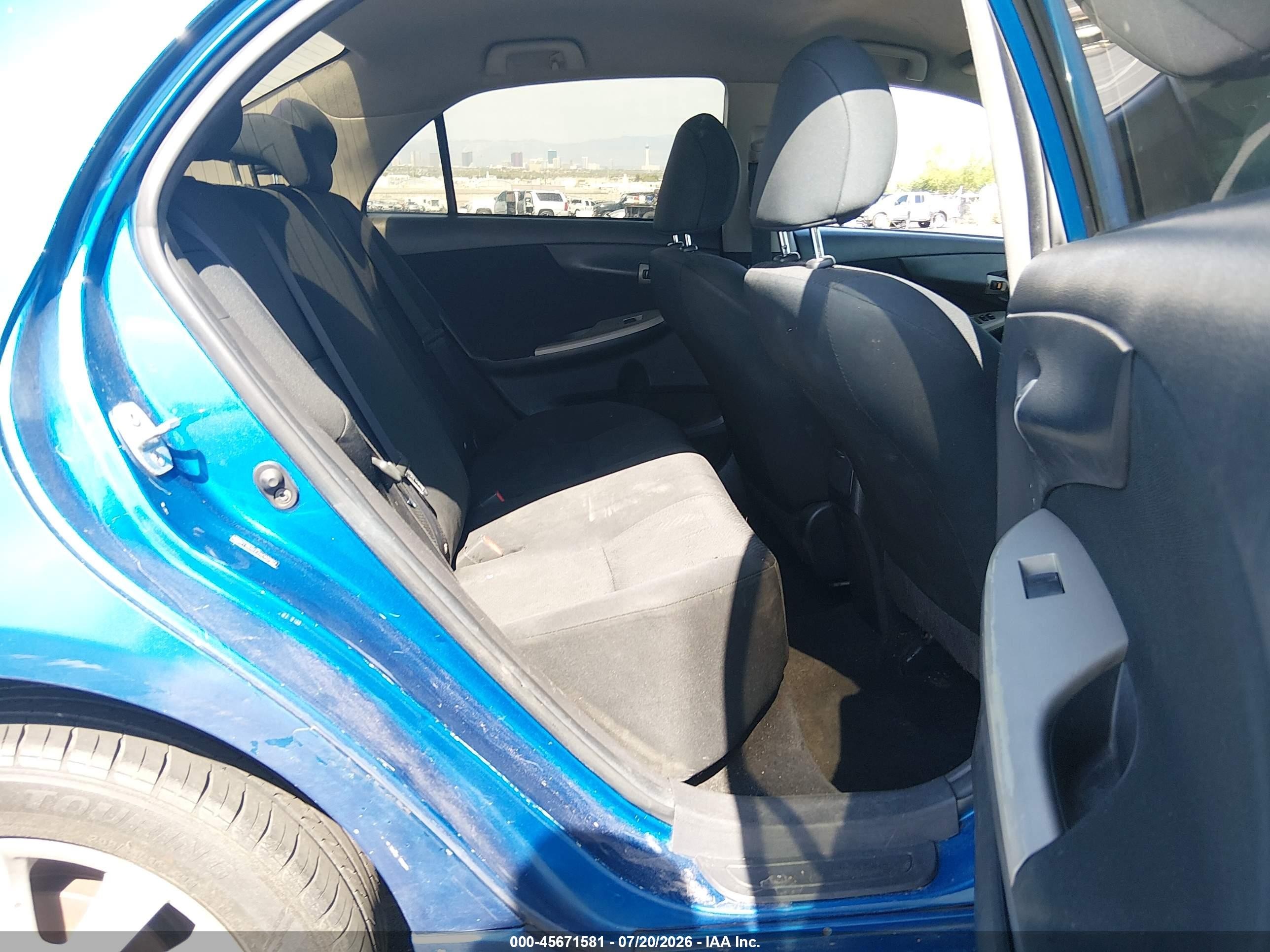 2010 Toyota Corolla S Blue vin: 2T1BU4EE2AC402974