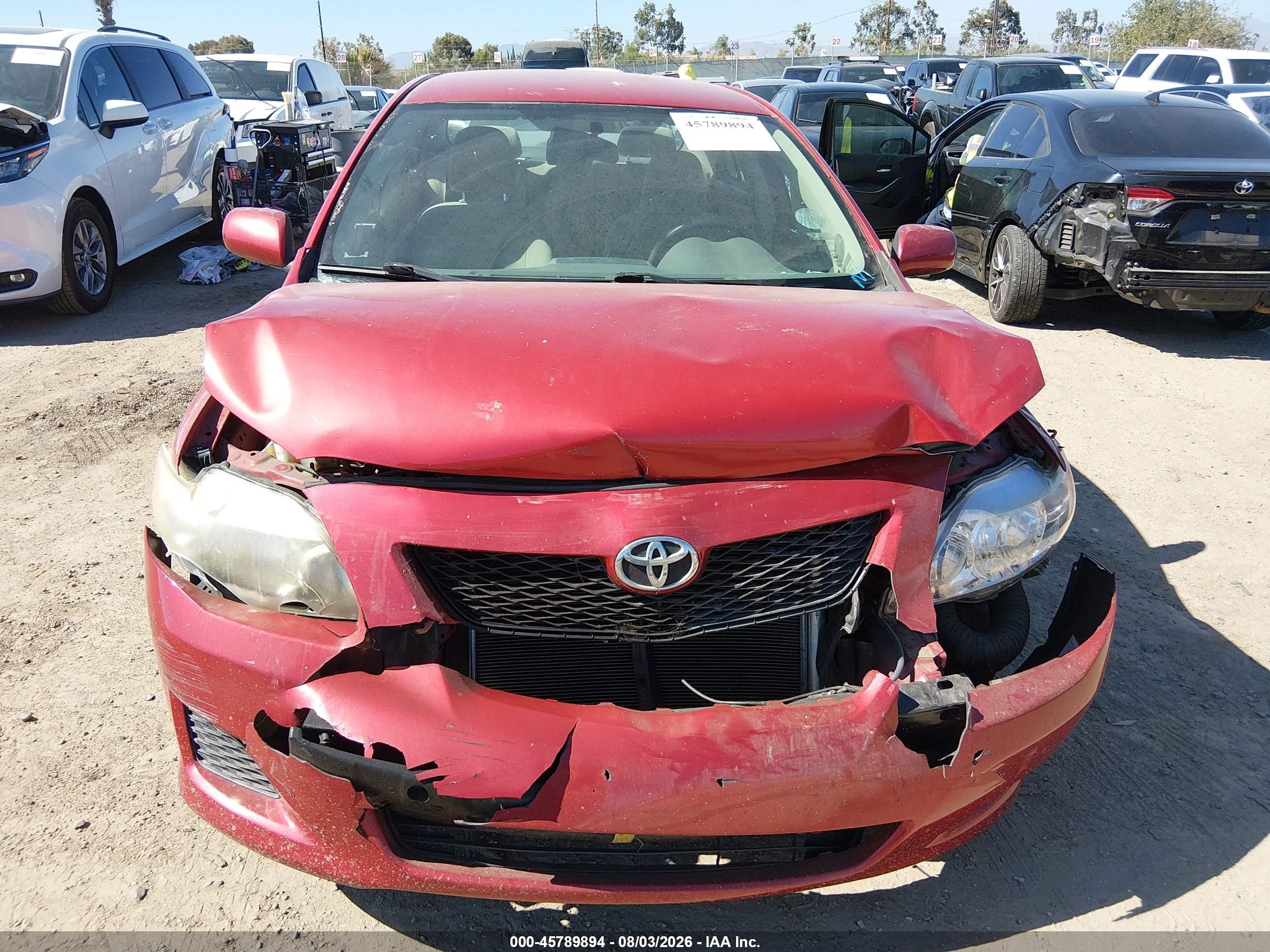 2010 Toyota Corolla Le Red vin: 2T1BU4EE2AC405003
