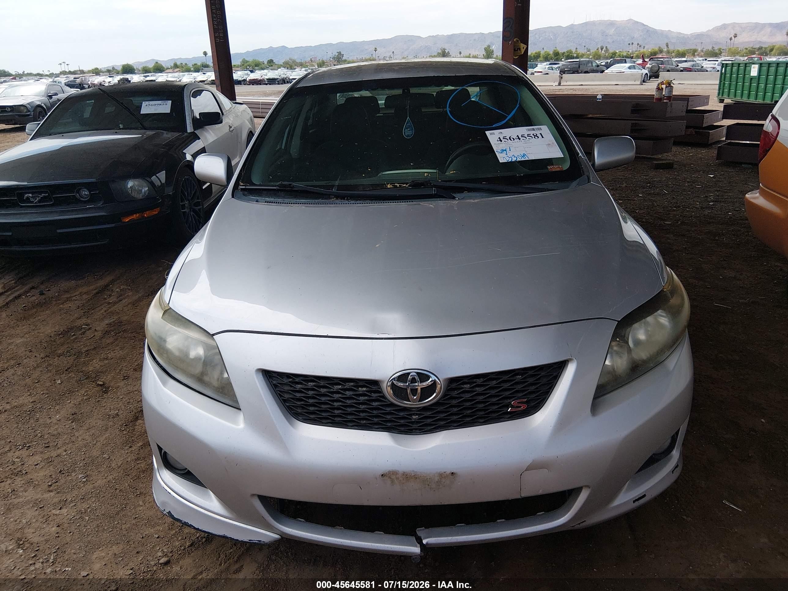 2010 Toyota Corolla S Серебряный vin: 2T1BU4EE2AC441001