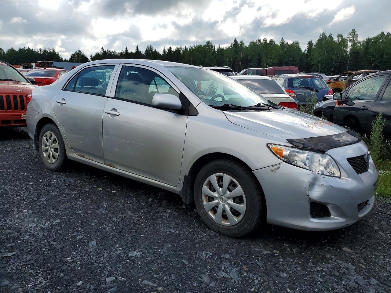 2010 Toyota Corolla Base Silver vin: 2T1BU4EE2AC441080