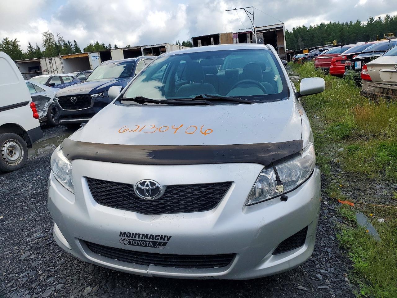 2010 Toyota Corolla Base Silver vin: 2T1BU4EE2AC441080