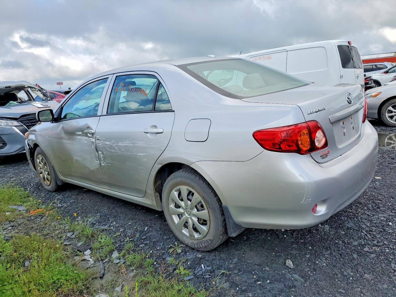2010 Toyota Corolla Base Silver vin: 2T1BU4EE2AC441080
