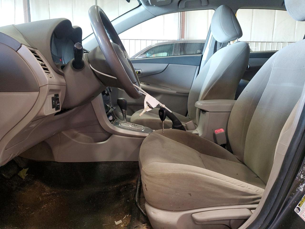 2010 Toyota Corolla Le Gray vin: 2T1BU4EE2AC506414