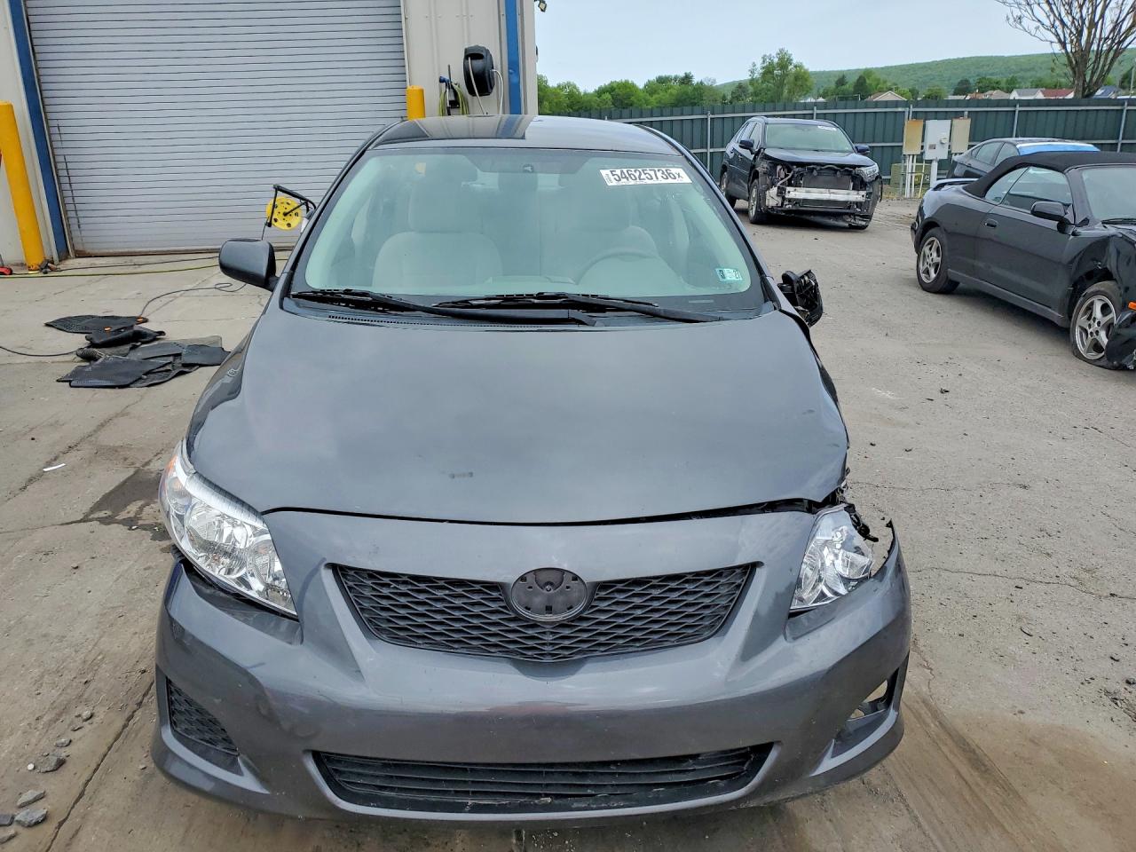 2010 Toyota Corolla Le Gray vin: 2T1BU4EE2AC511225