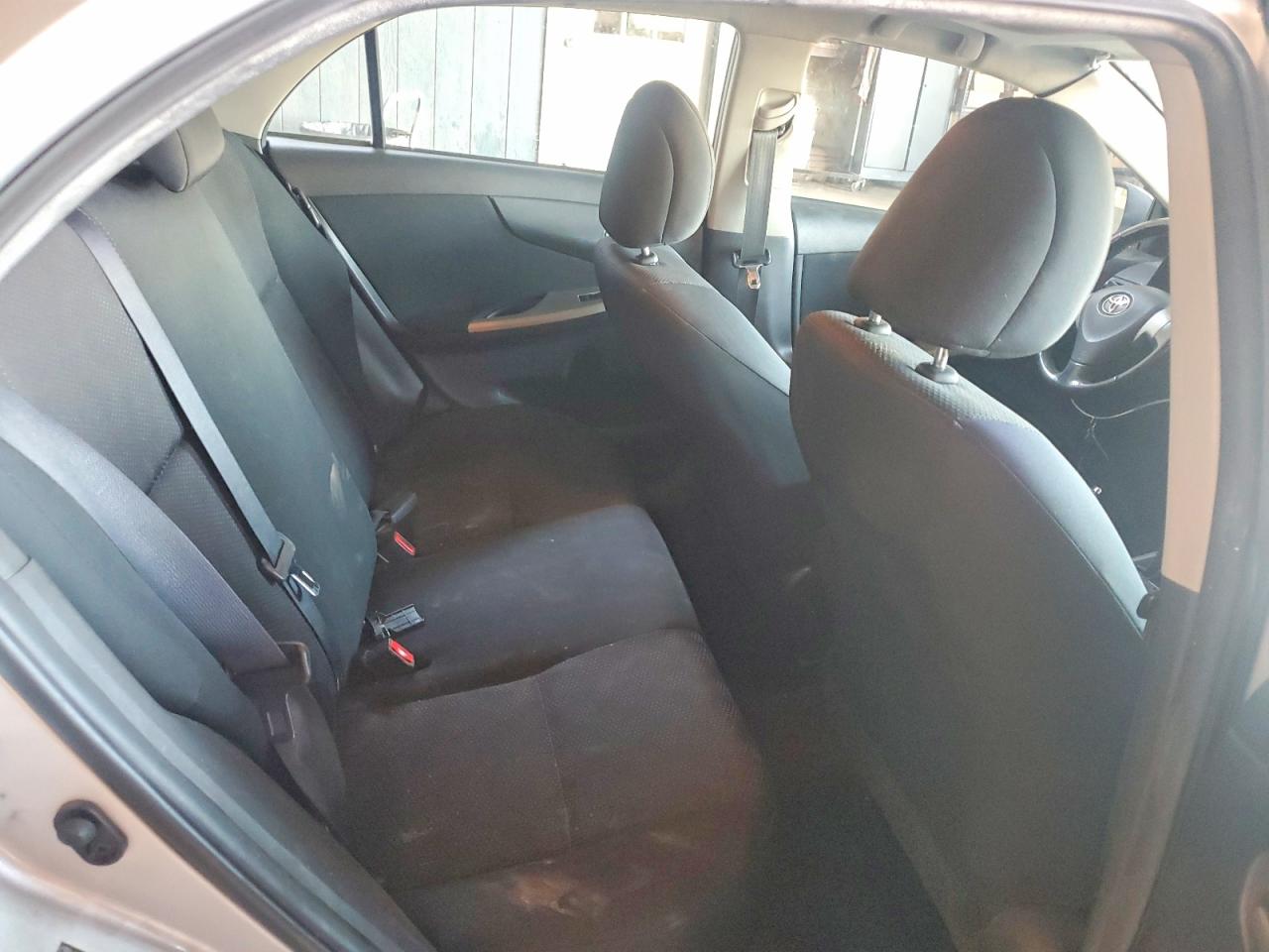 2010 Toyota Corolla S Silver vin: 2T1BU4EE2AC521964