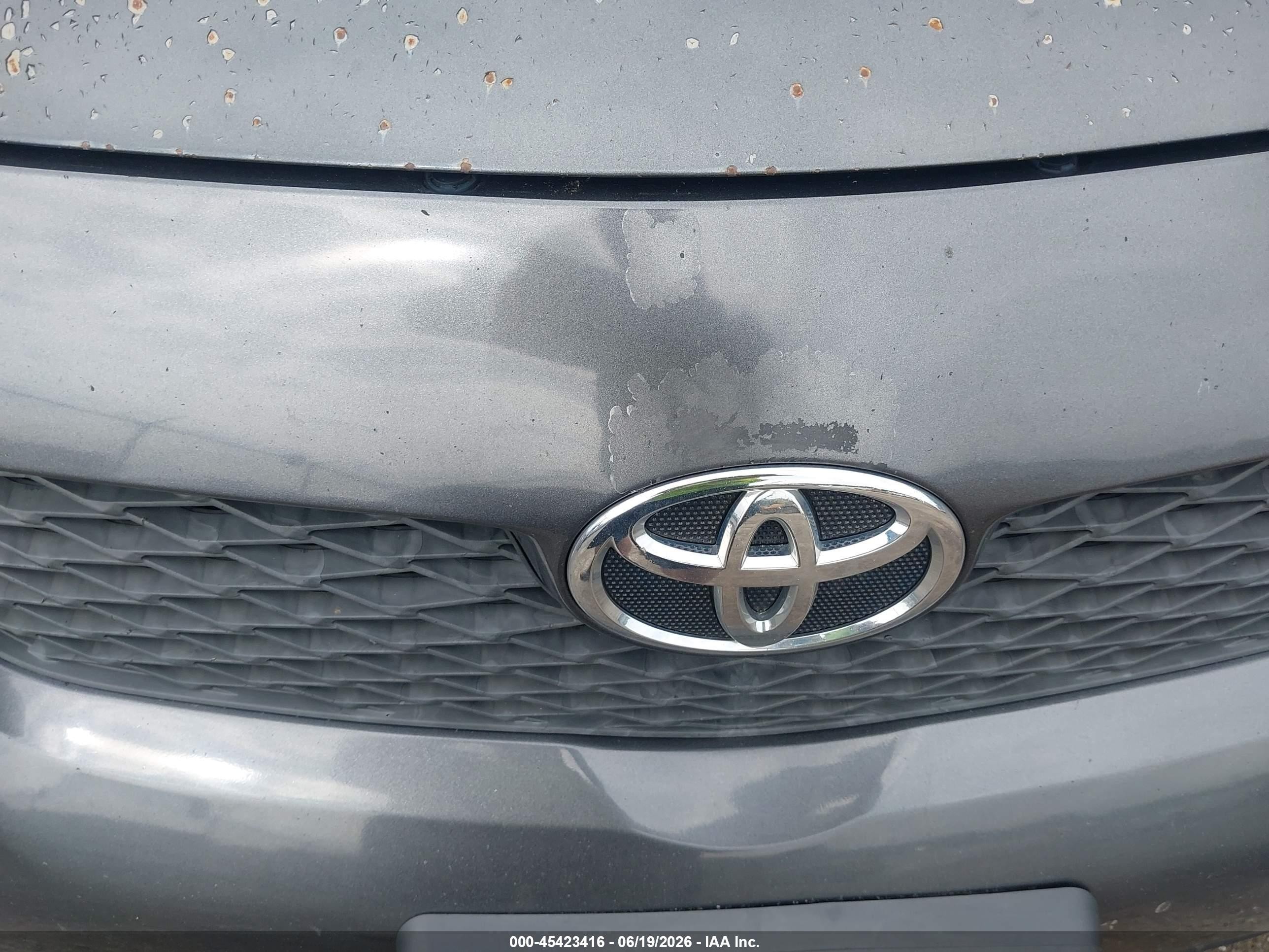 2010 Toyota Corolla Le Gray vin: 2T1BU4EE2AC530082