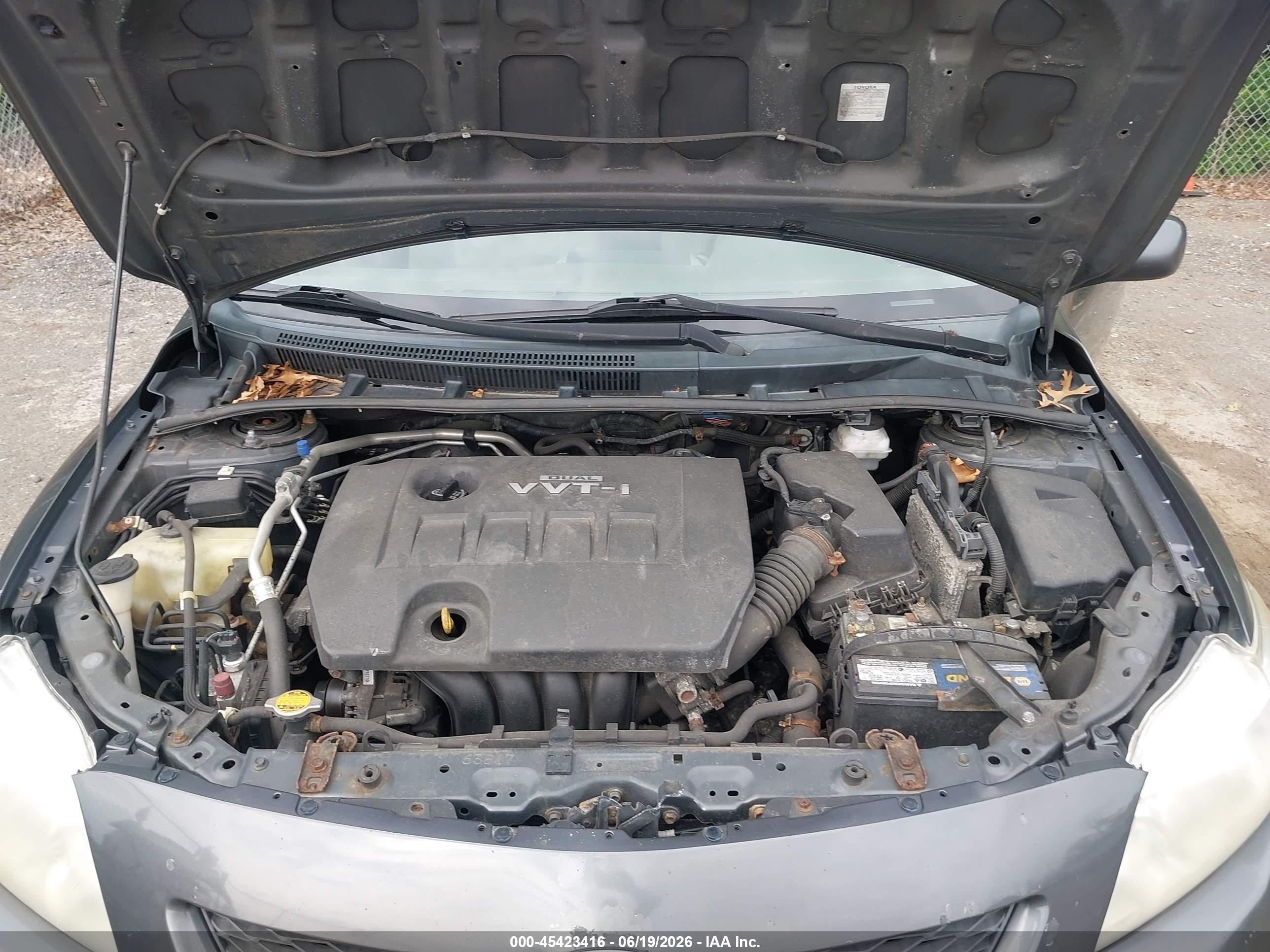 2010 Toyota Corolla Le Gray vin: 2T1BU4EE2AC530082