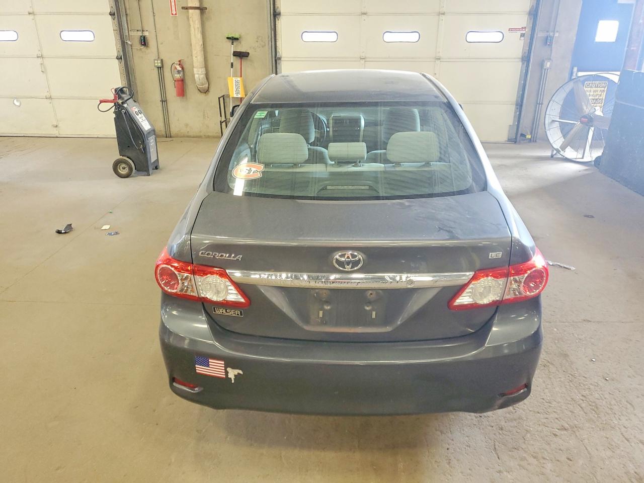 2011 Toyota Corolla Le Серый vin: 2T1BU4EE2BC543125