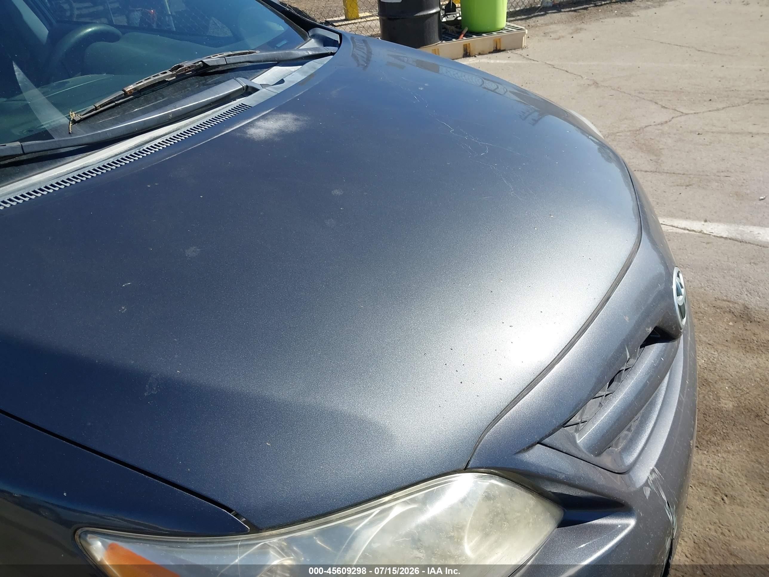 2011 Toyota Corolla Le Gray vin: 2T1BU4EE2BC547739