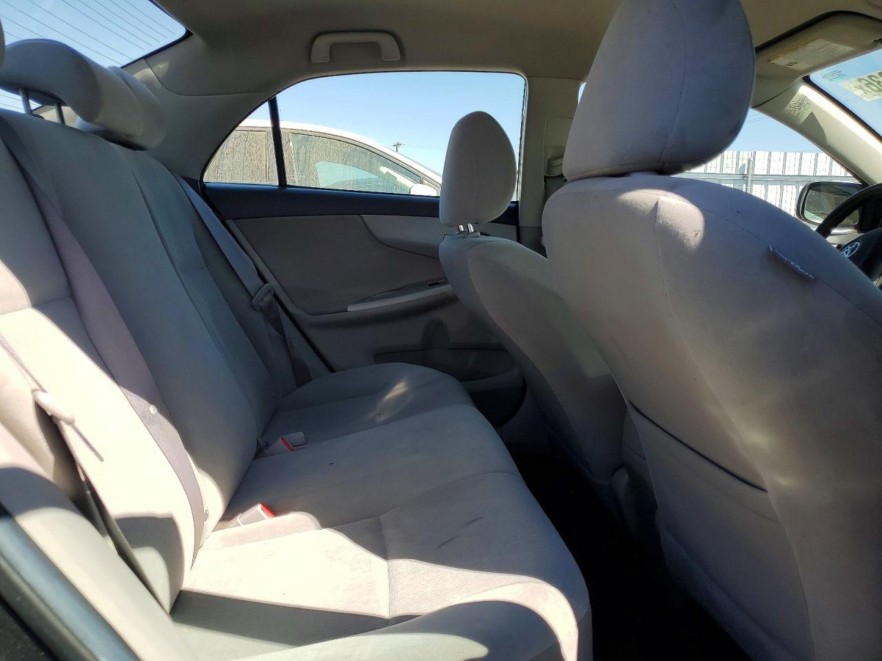 2011 Toyota Corolla Le Серый vin: 2T1BU4EE2BC548017