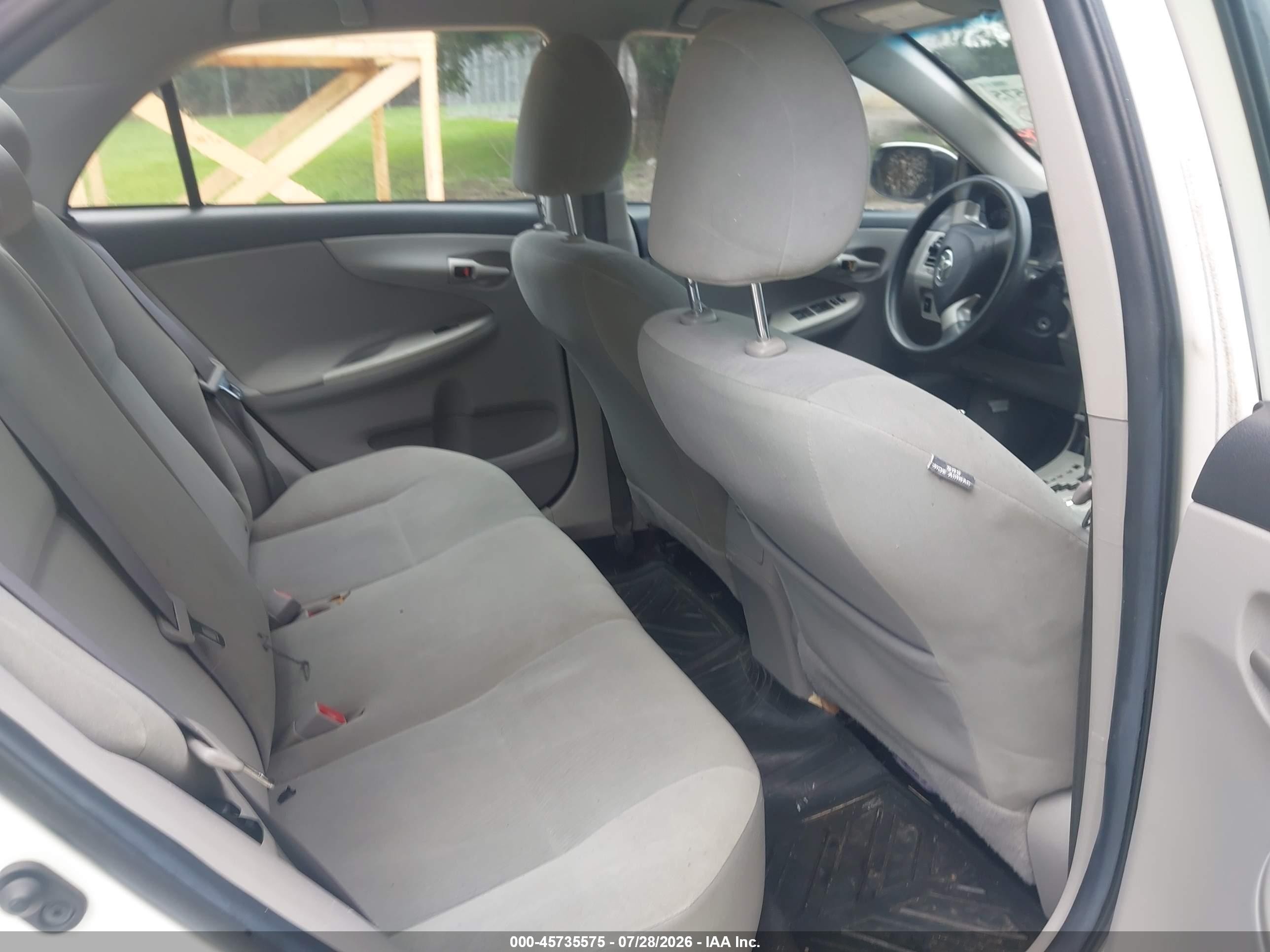 2011 Toyota Corolla Le Белый vin: 2T1BU4EE2BC548308