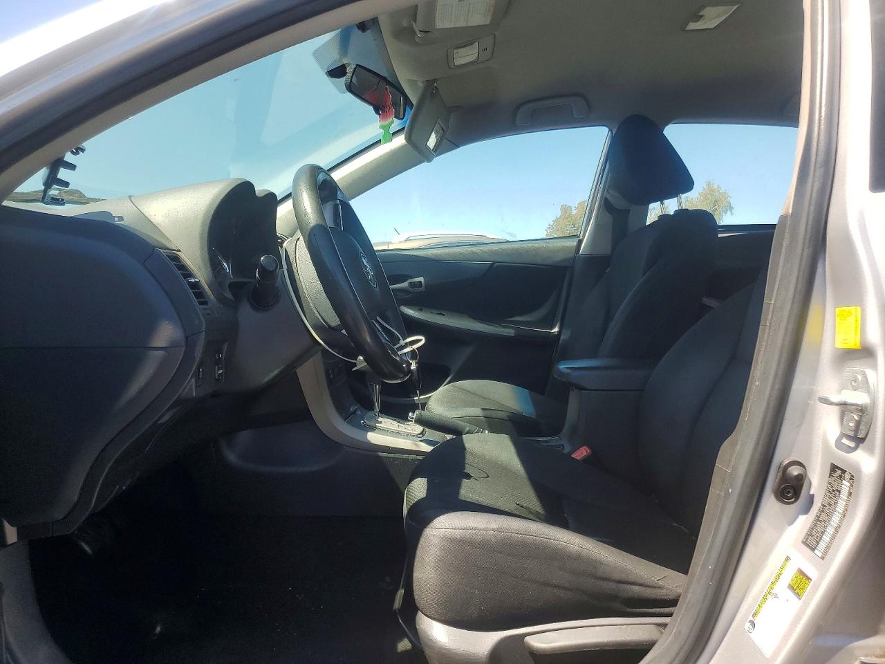 2011 Toyota Corolla S Silver vin: 2T1BU4EE2BC590199