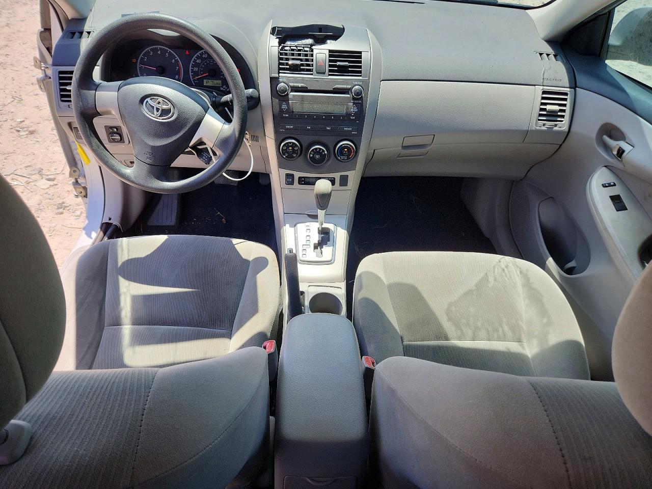 2011 Toyota Corolla Le Silver vin: 2T1BU4EE2BC602254