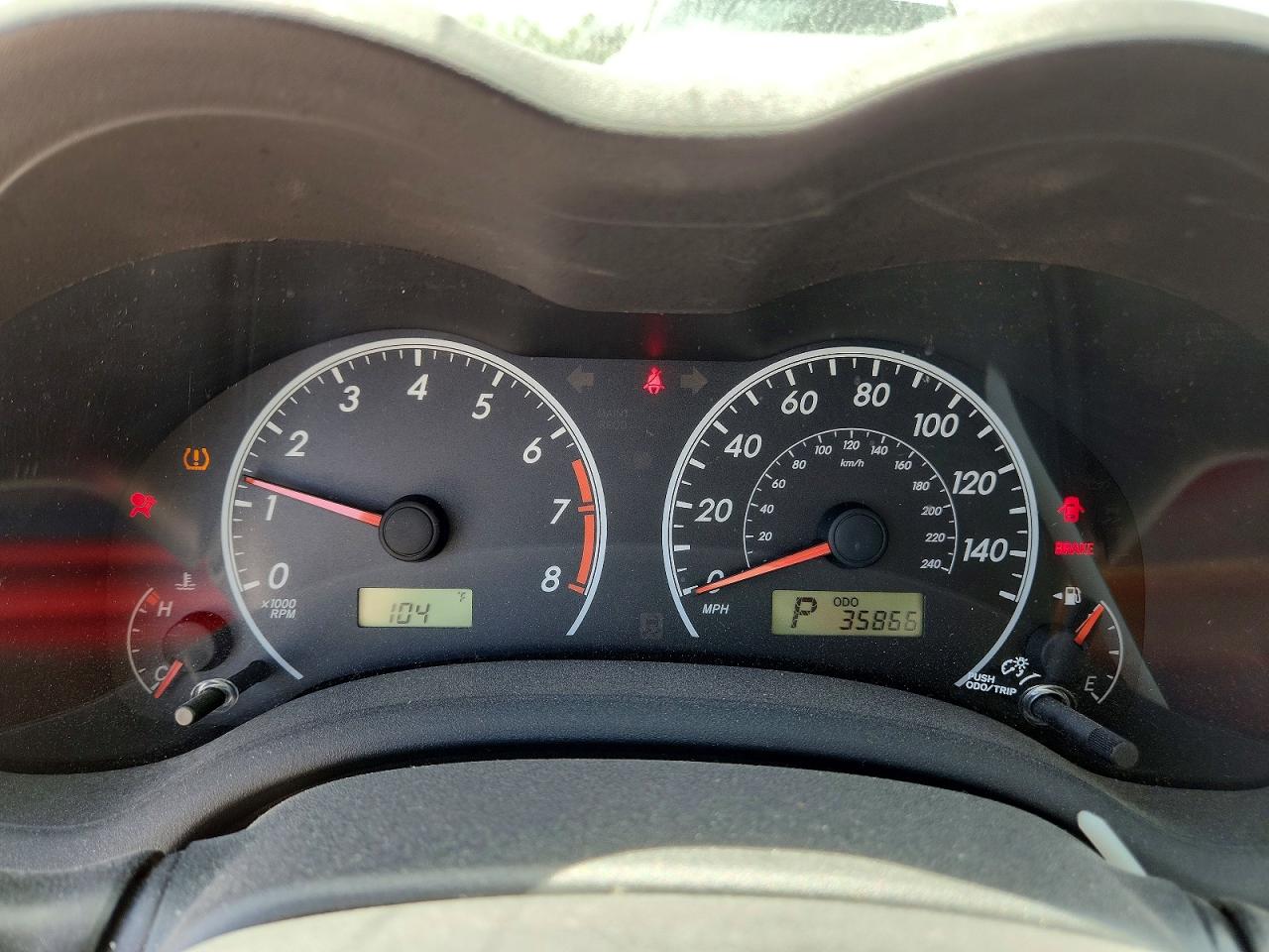 2011 Toyota Corolla Le Silver vin: 2T1BU4EE2BC602254
