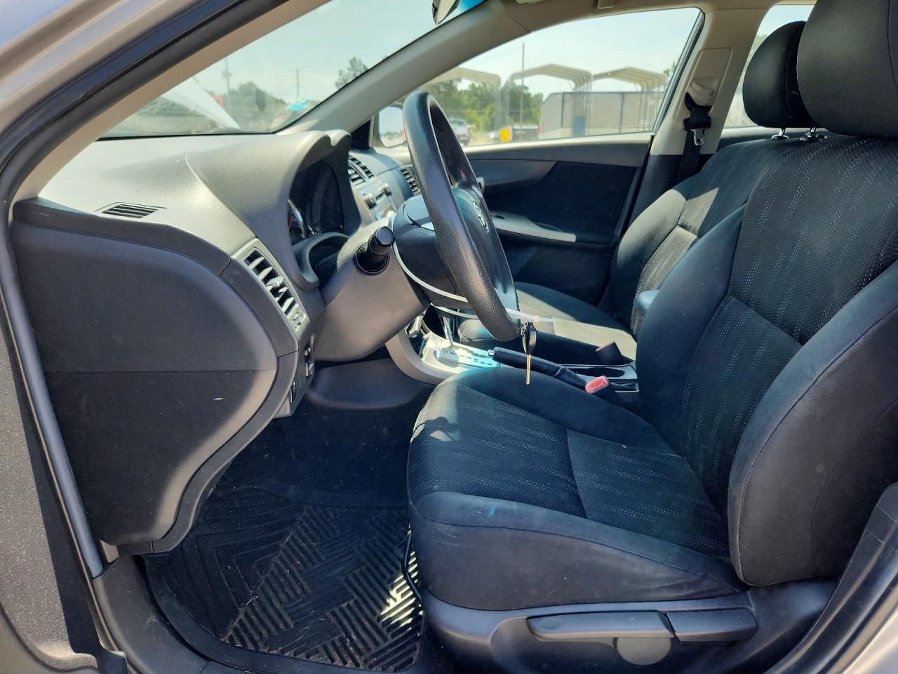 2011 Toyota Corolla S Silver vin: 2T1BU4EE2BC618857