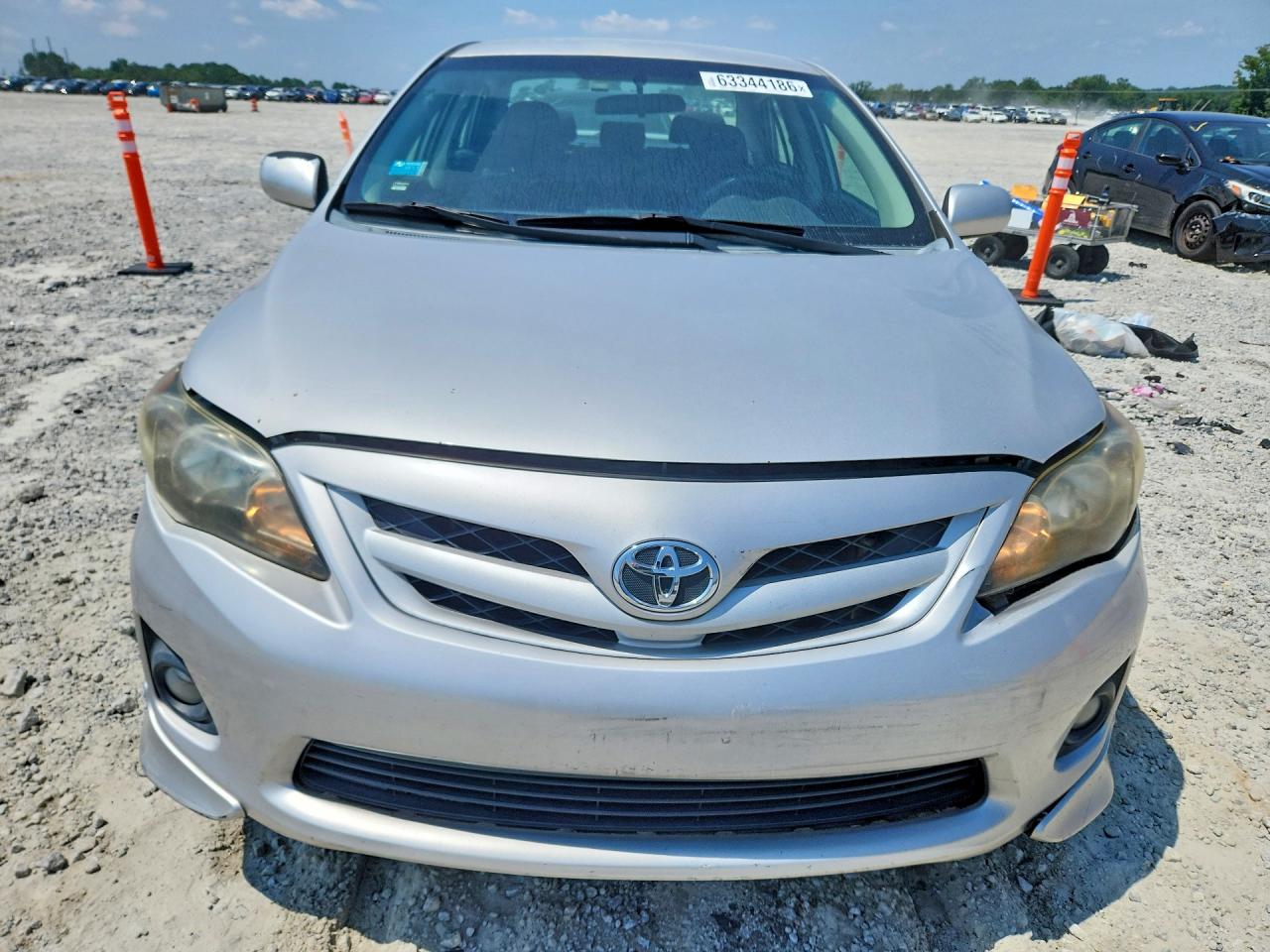 2011 Toyota Corolla S Silver vin: 2T1BU4EE2BC618857