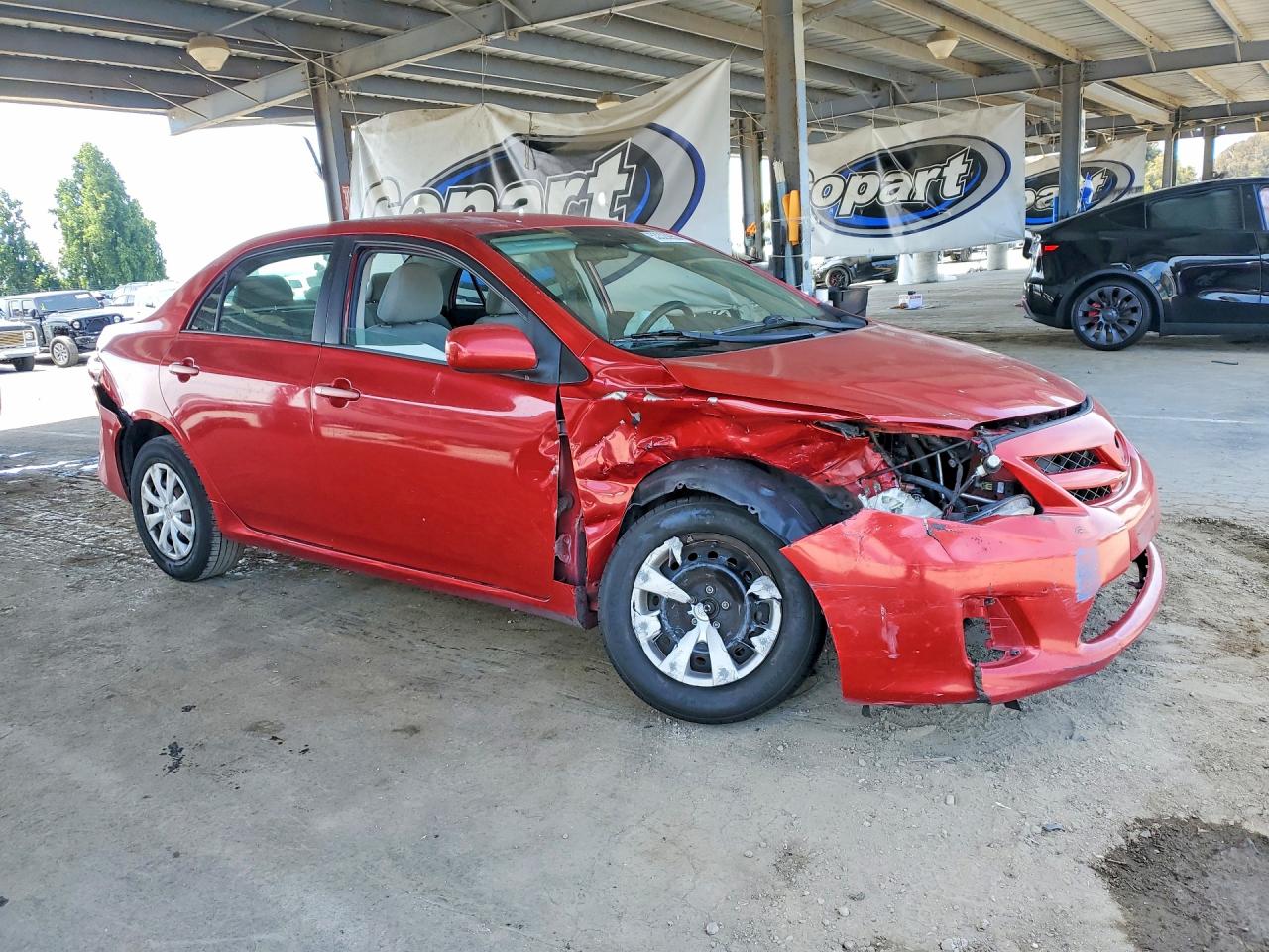 2011 Toyota Corolla Le Red vin: 2T1BU4EE2BC627610