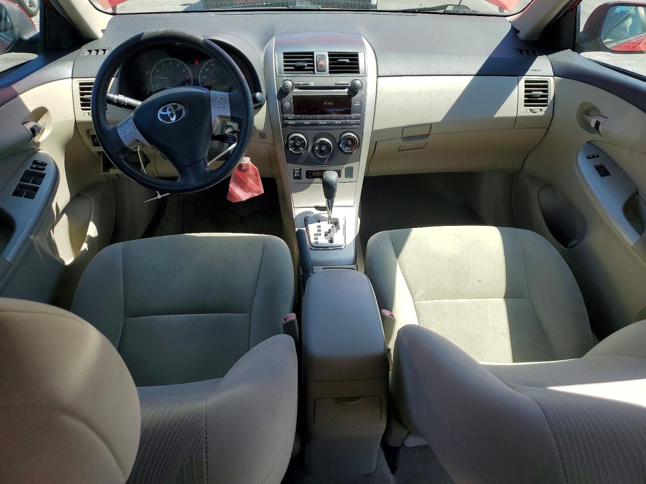 2011 Toyota Corolla Le Red vin: 2T1BU4EE2BC634766