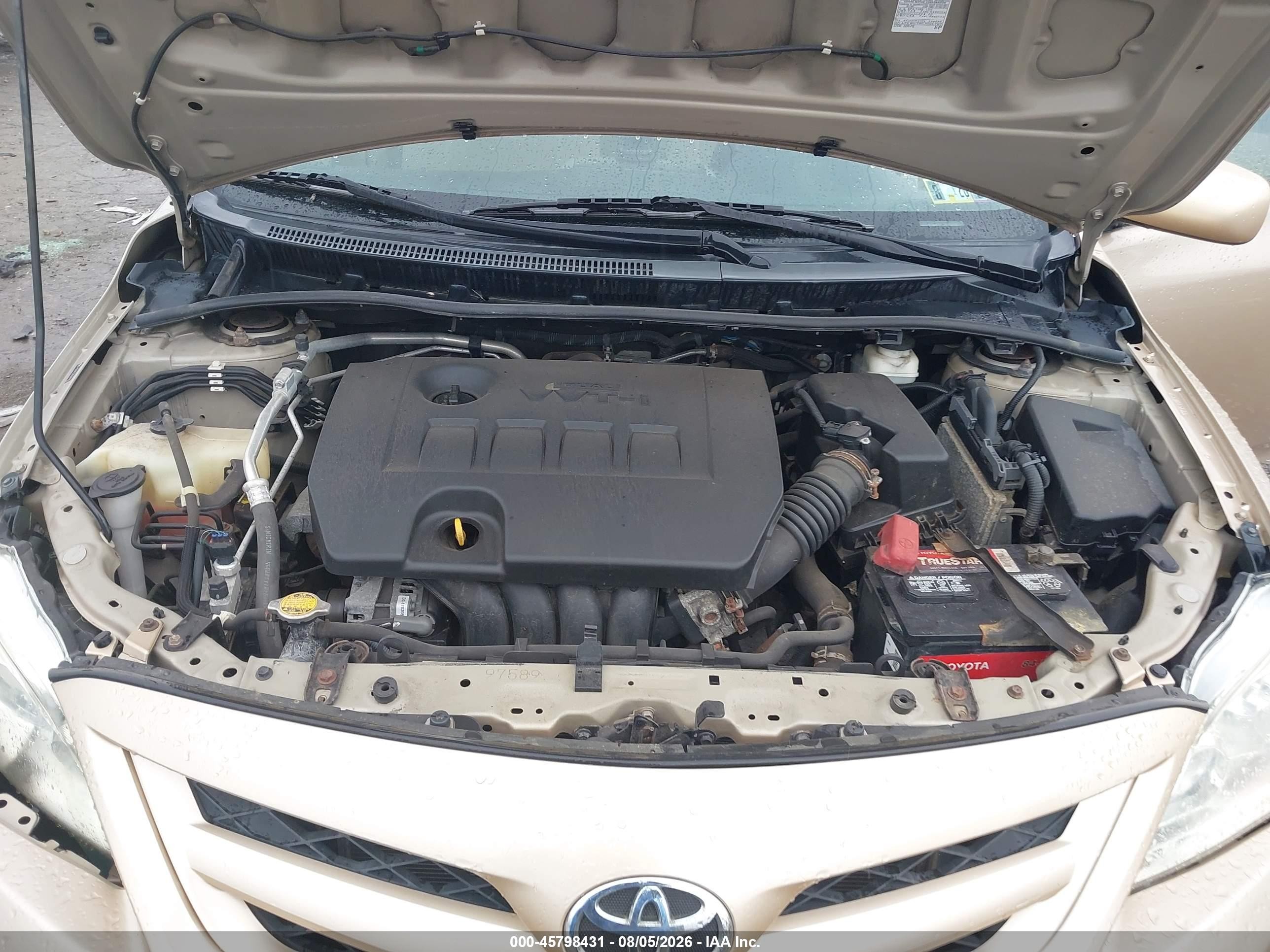 2011 Toyota Corolla Le Gold vin: 2T1BU4EE2BC661093