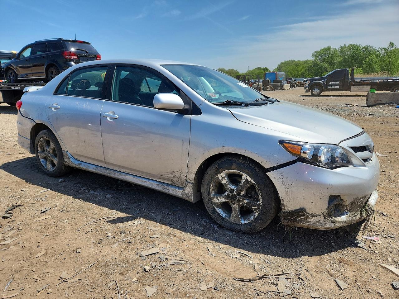 2011 Toyota Corolla S Серебряный vin: 2T1BU4EE2BC670697