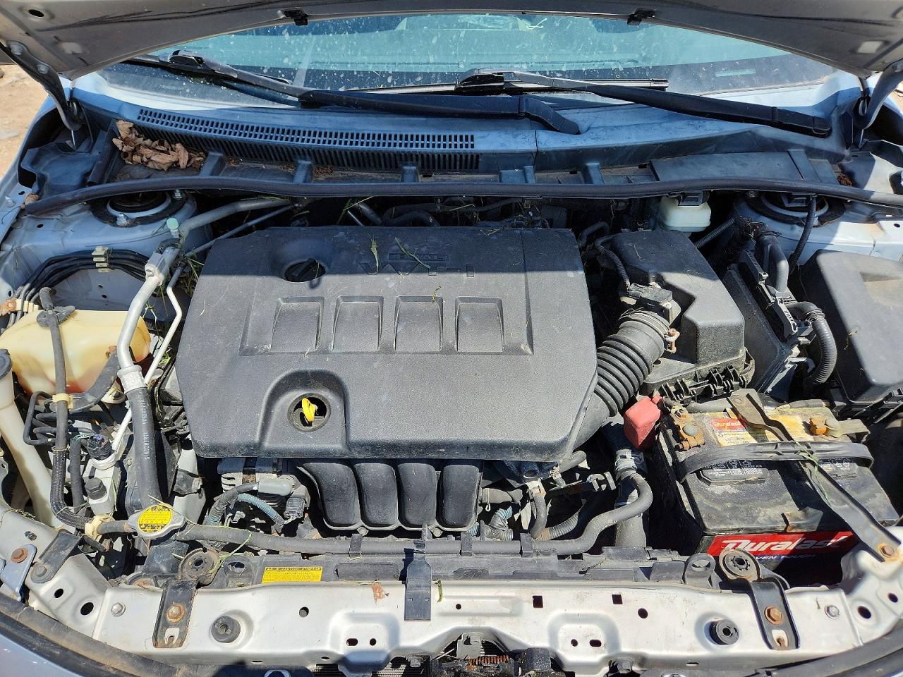2011 Toyota Corolla S Серебряный vin: 2T1BU4EE2BC670697