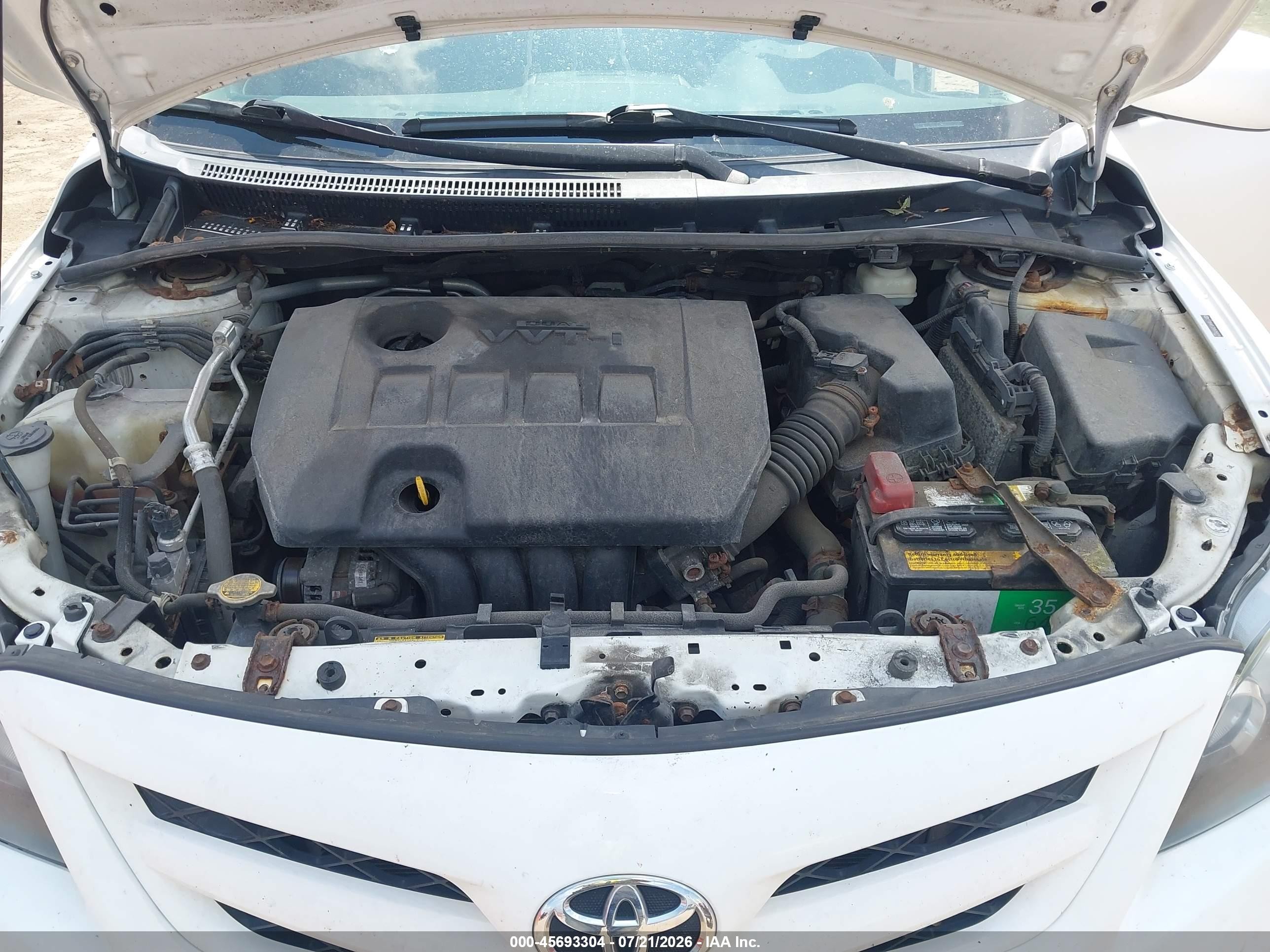 2011 Toyota Corolla S Белый vin: 2T1BU4EE2BC673227