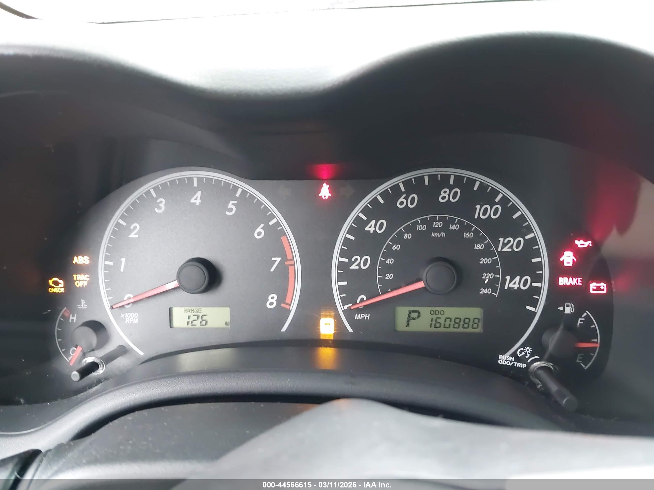 2011 Toyota Corolla Le Gold vin: 2T1BU4EE2BC682896