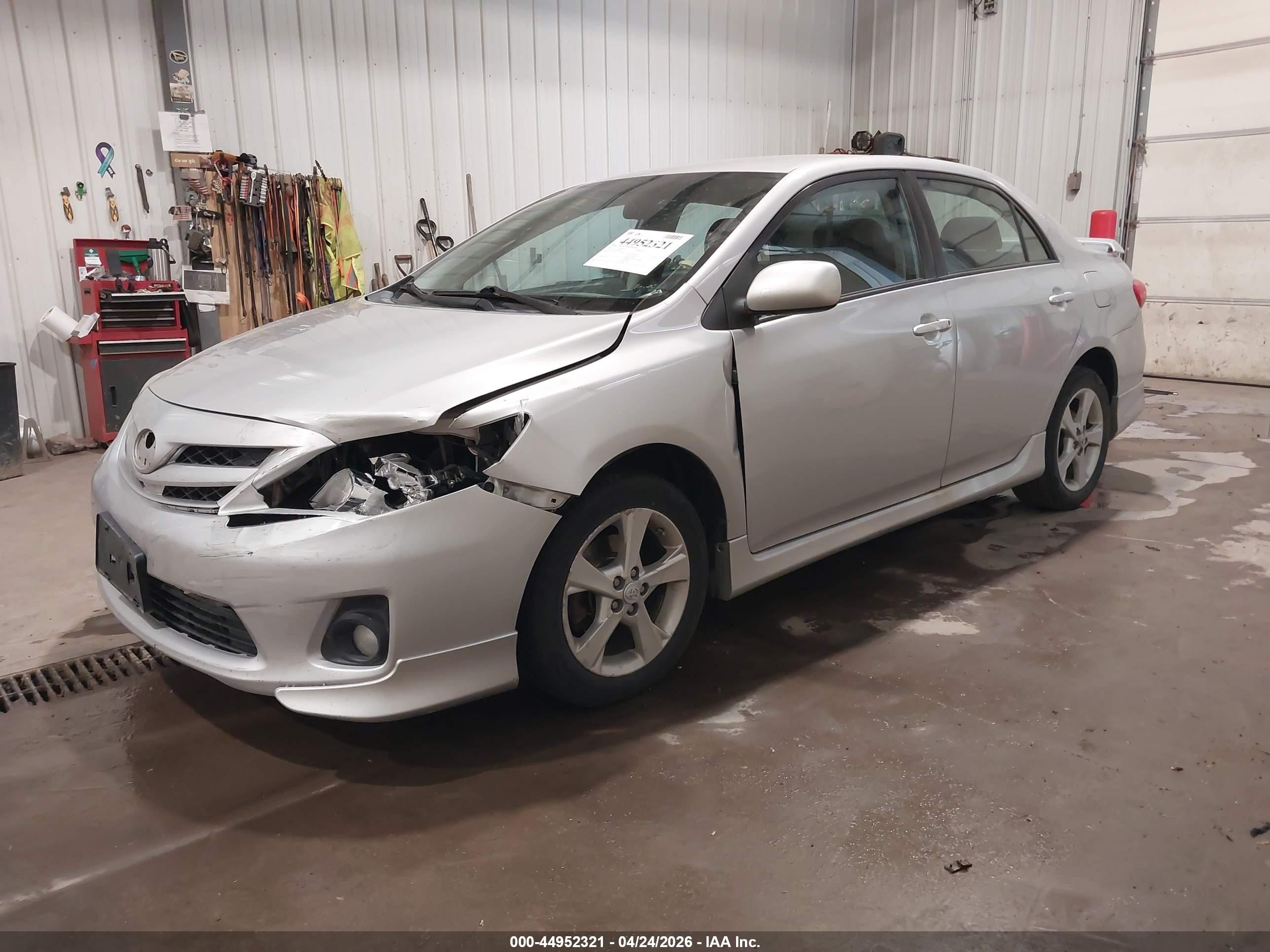 2011 Toyota Corolla S Silver vin: 2T1BU4EE2BC684454
