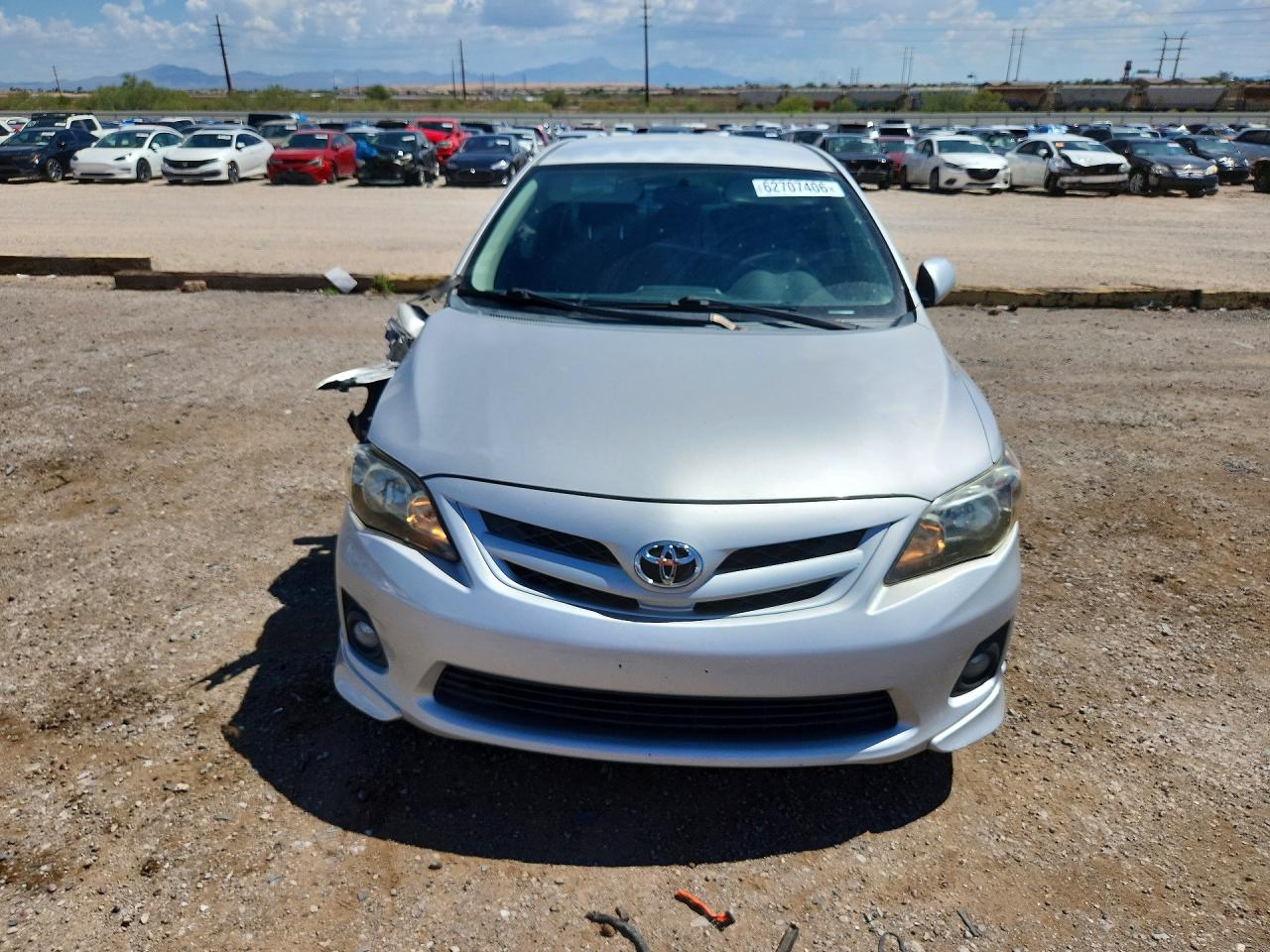 2011 Toyota Corolla S Серебряный vin: 2T1BU4EE2BC709403