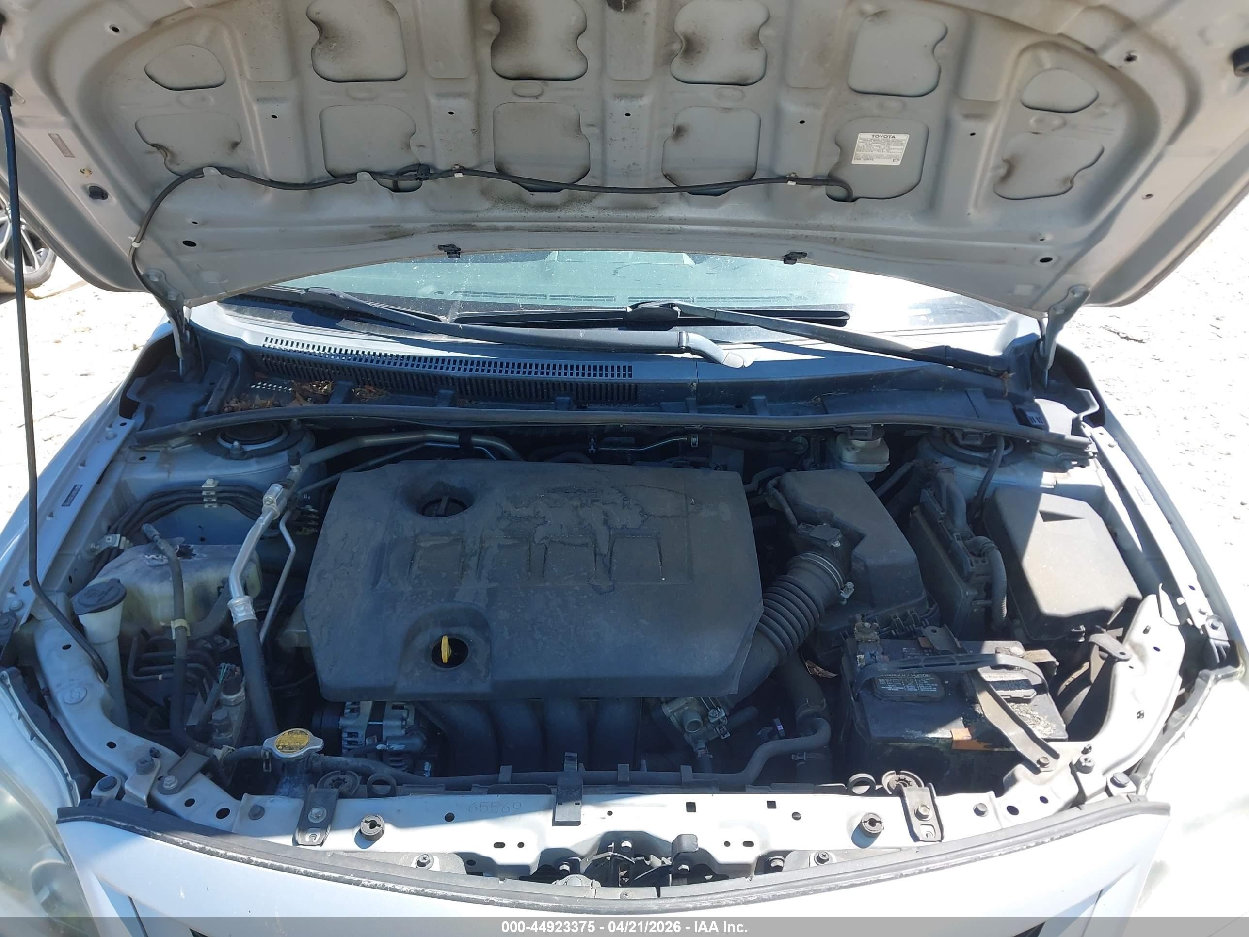 2011 Toyota Corolla Le Silver vin: 2T1BU4EE2BC727965
