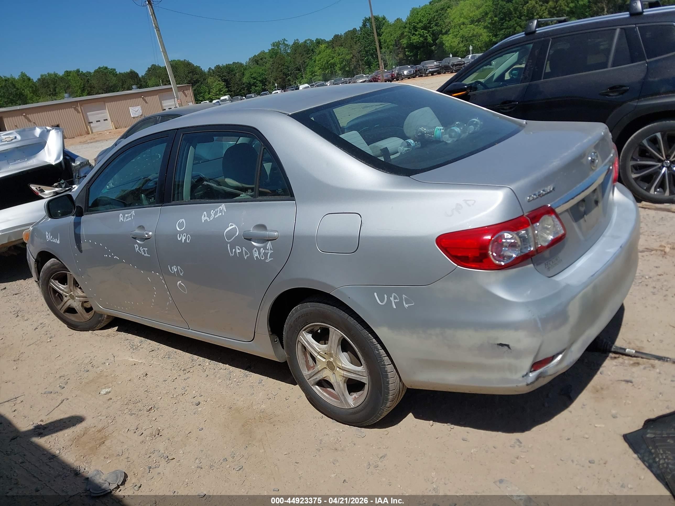 2011 Toyota Corolla Le Silver vin: 2T1BU4EE2BC727965