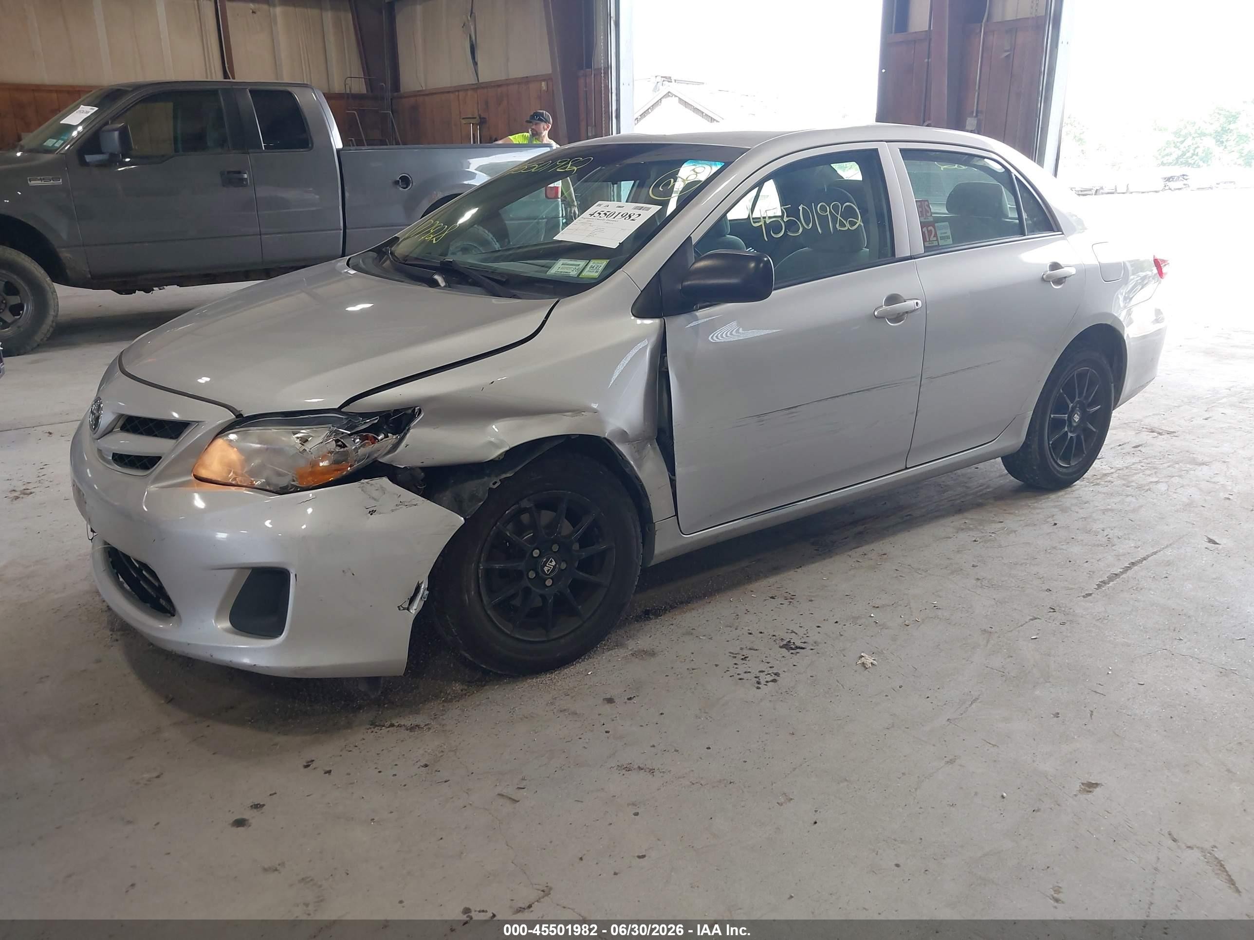 2011 Toyota Corolla   Silver vin: 2T1BU4EE2BC733068