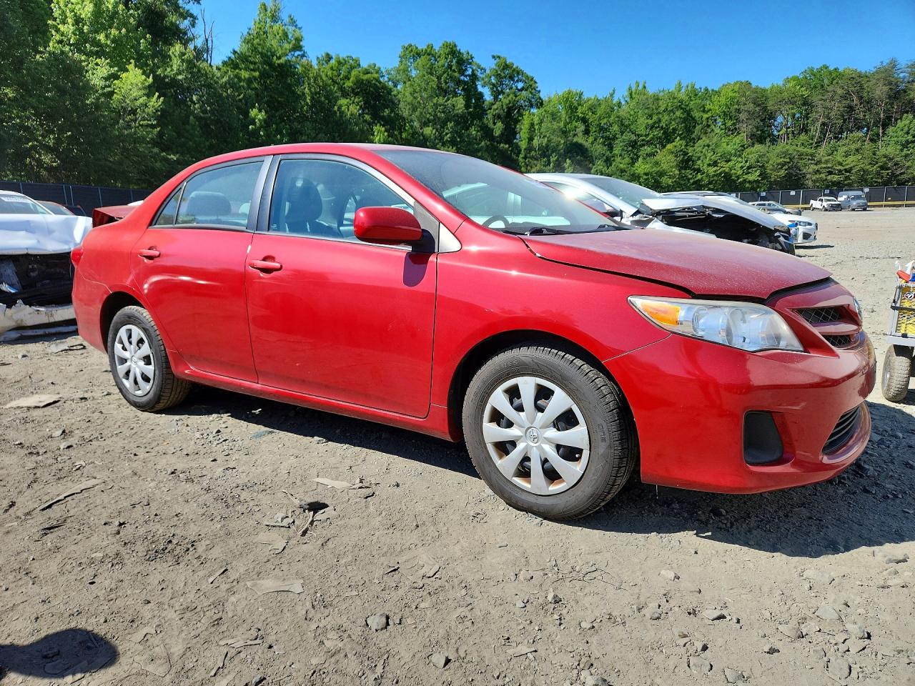 2011 Toyota Corolla Le Красный vin: 2T1BU4EE2BC741817